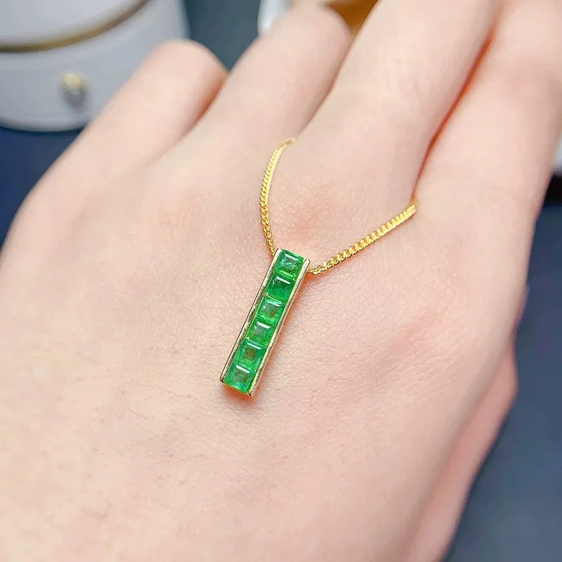 0.6ct Emerald Pendant