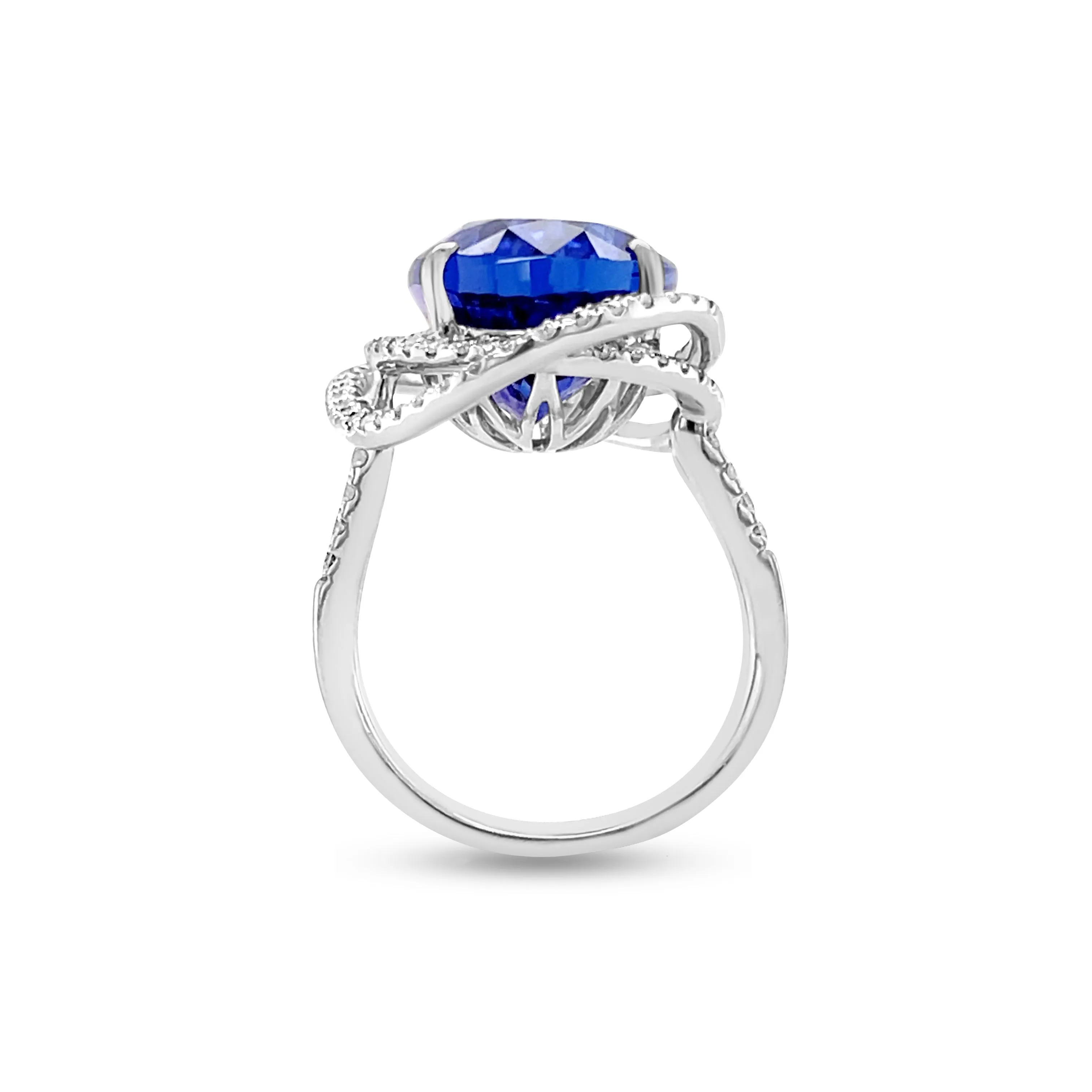 14.68 Carat Tanzanite Gemstone Ring in 14k White Gold
