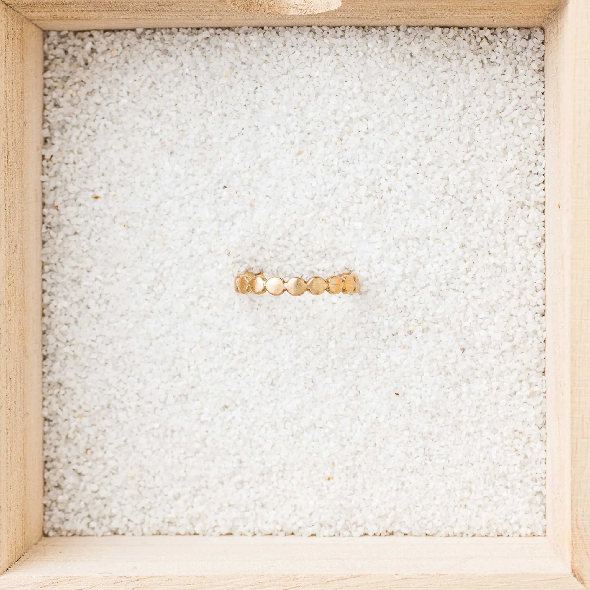14k Gold Grande Beaded Band