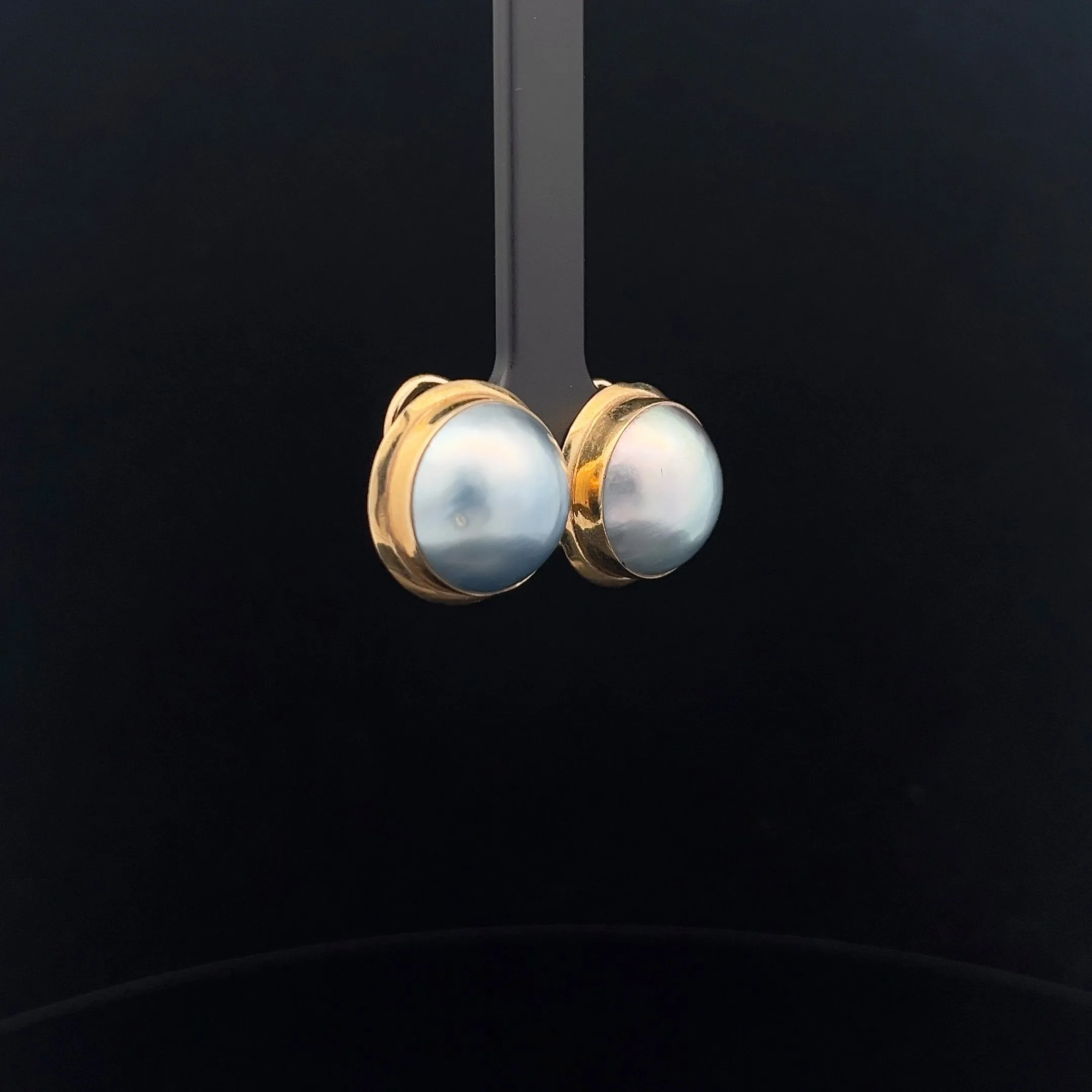 14k Yellow Gold Fresh Water White Mabe Pearl 14mm Stud Earrings
