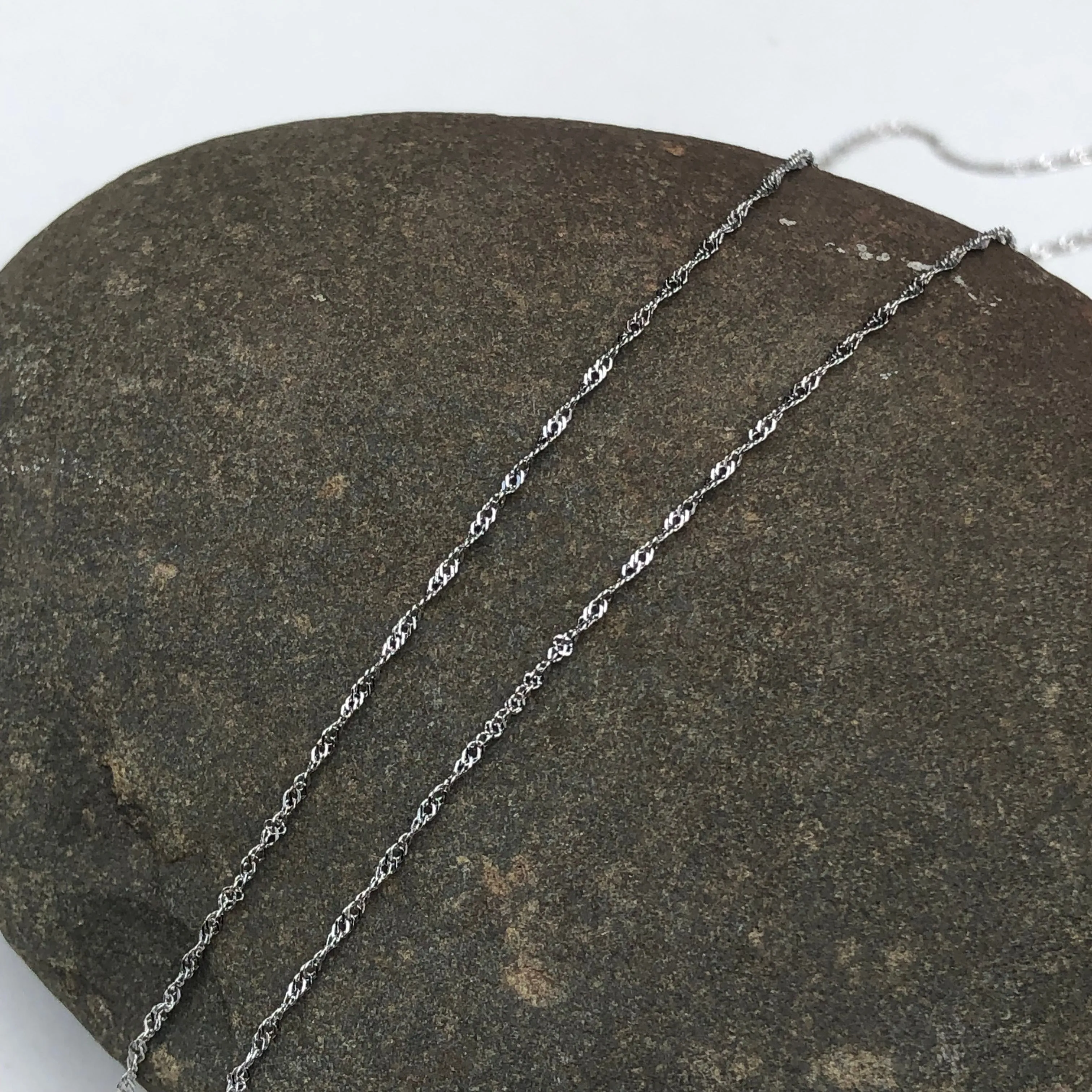 14KT White Gold Thin 1mm Singapore Chain Necklace 30"