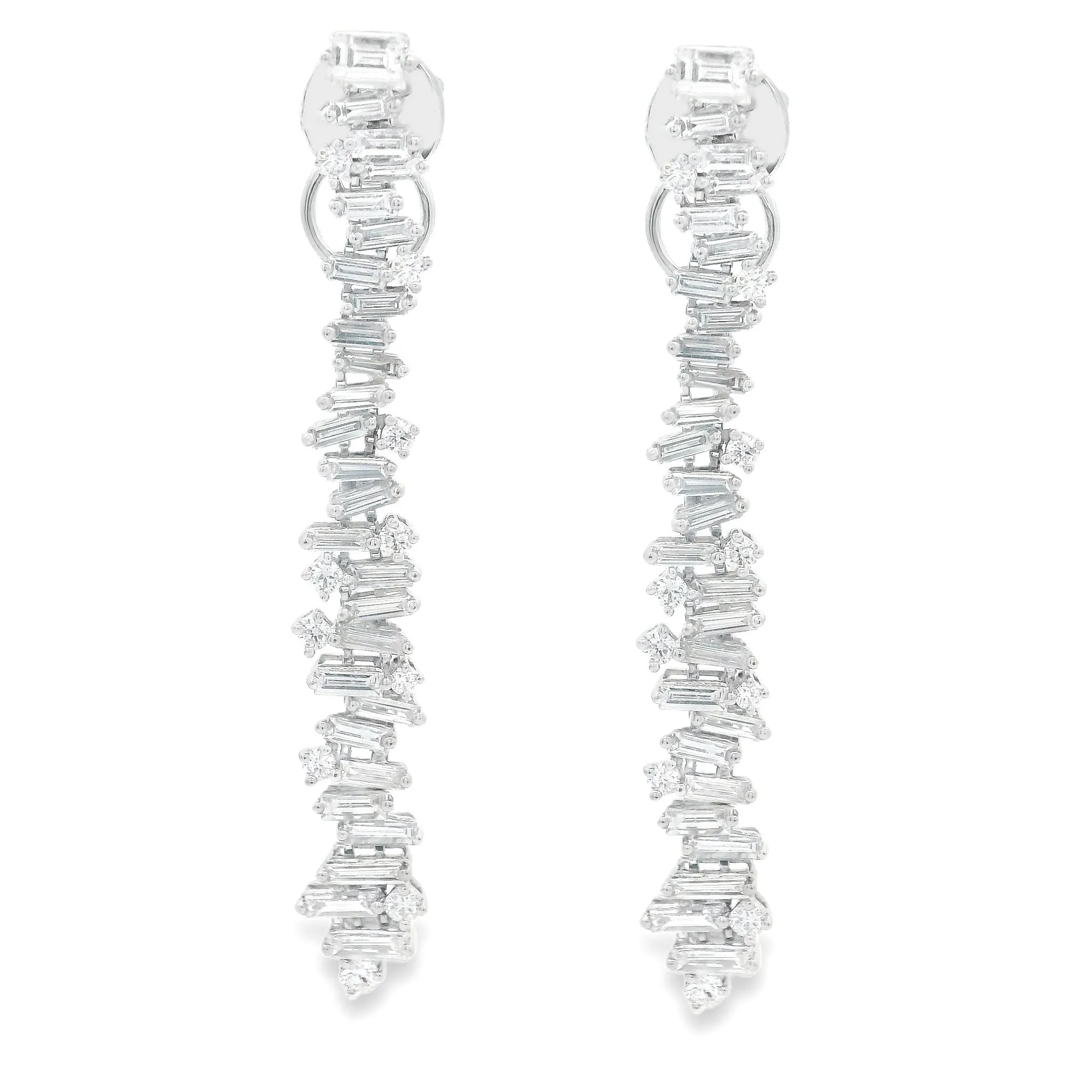 1.75ct 18k White Gold Diamond Dangle Earrings