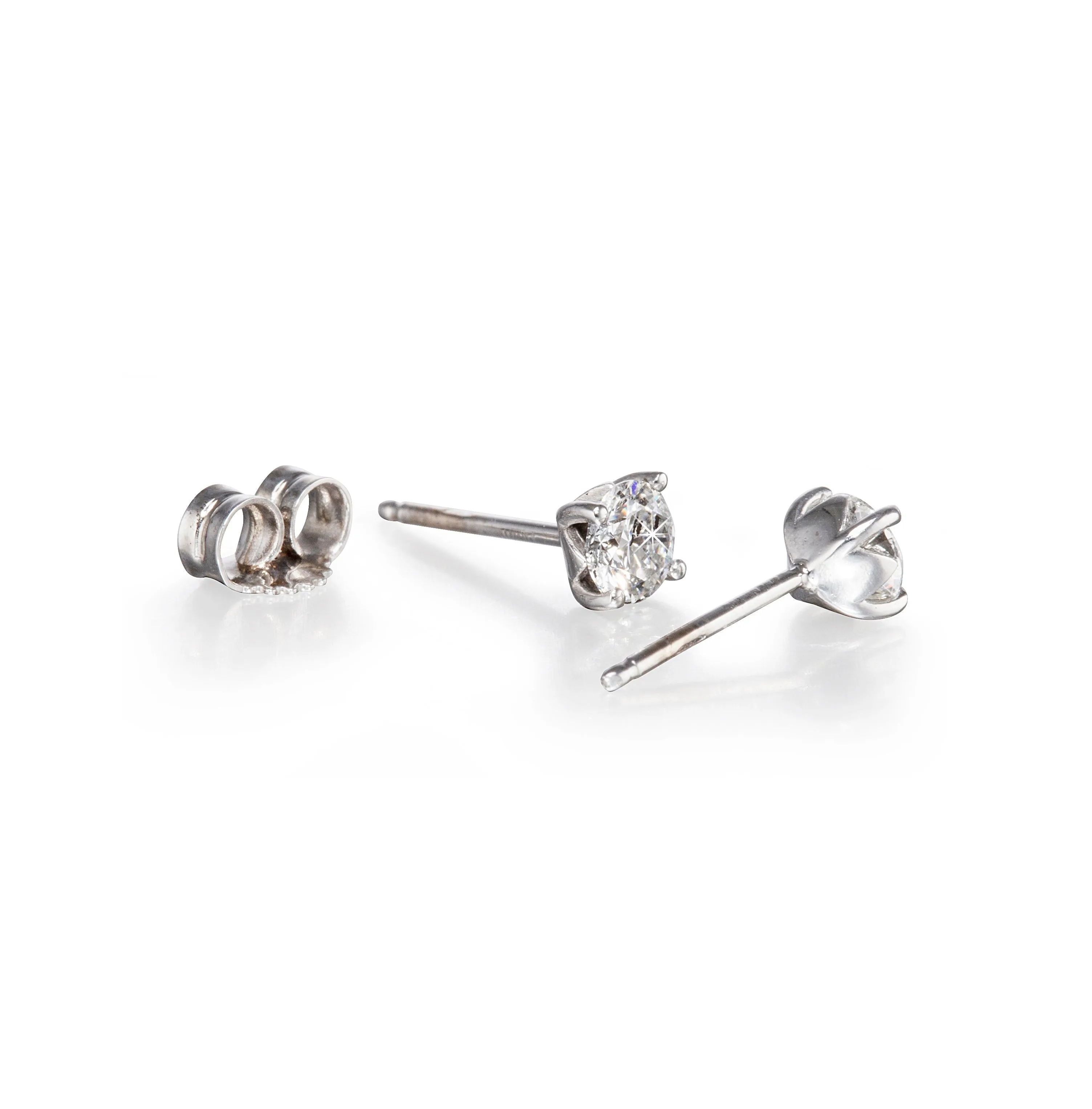 18ct White Gold Diamond Stud Earrings