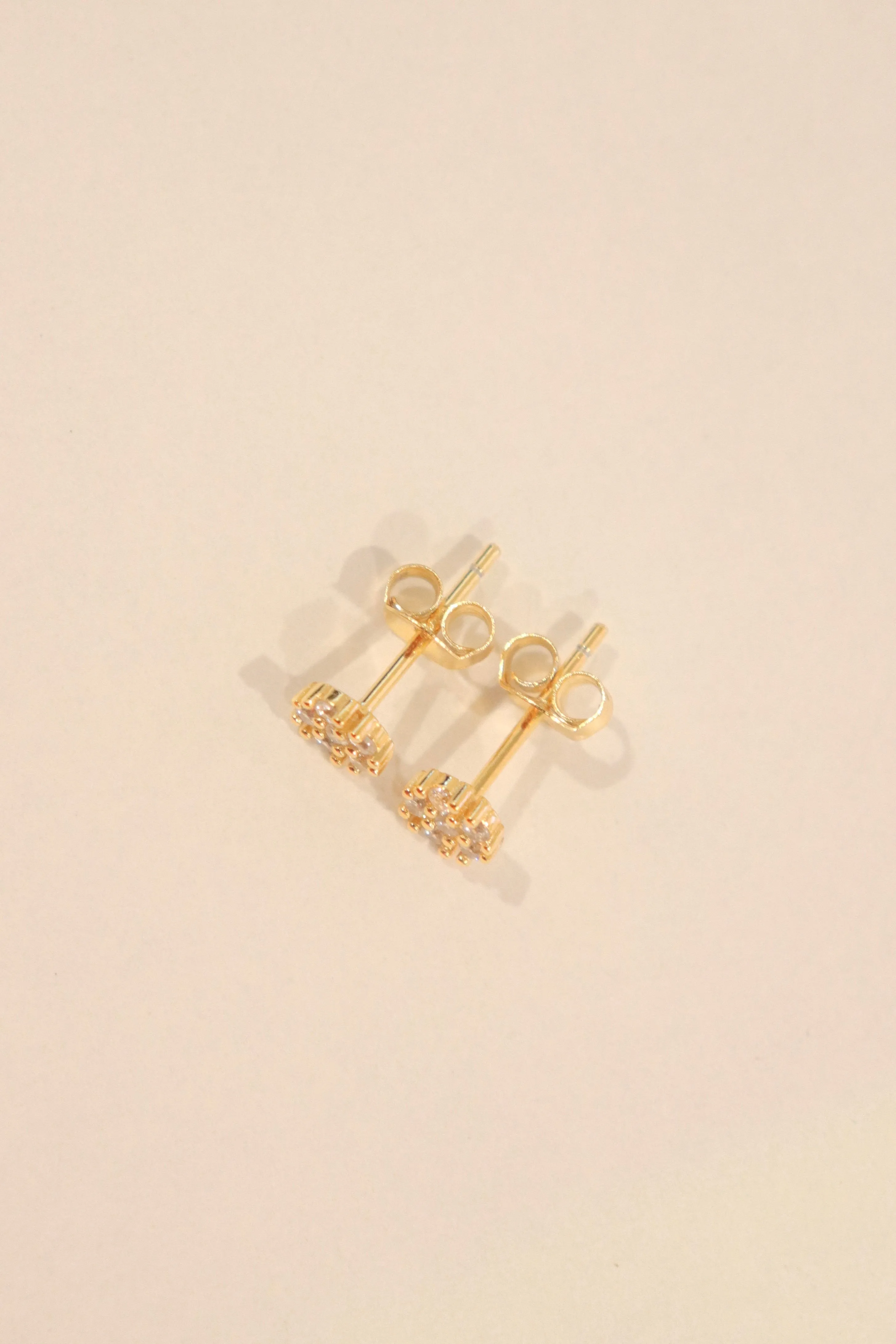 18k Gold Pavé Circle Studs