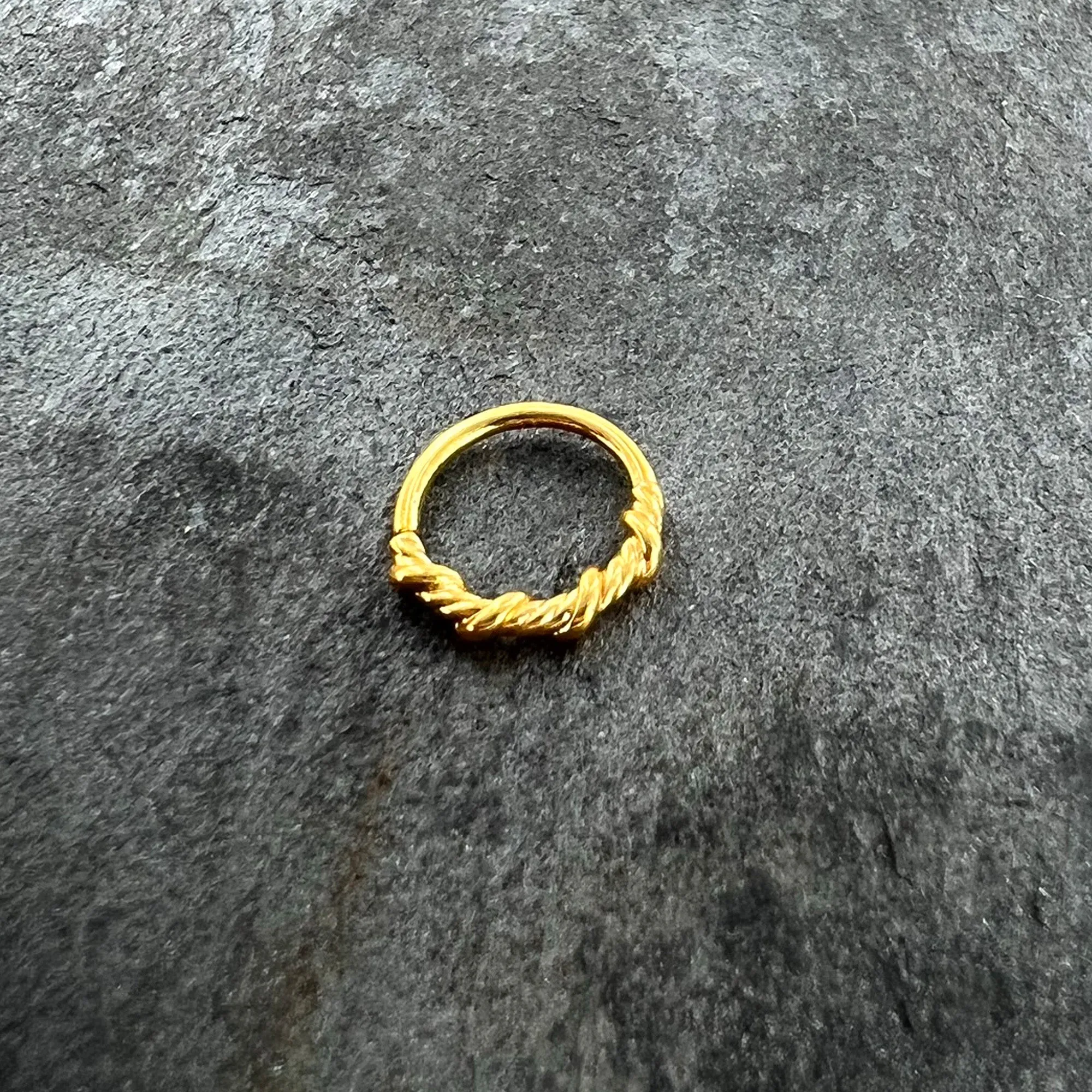 20 Gauge 5/16 Gold Tone Wicked Wire Seamless Nose Hoop