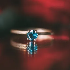 .39 CT MONTANA SAPPHIRE ENGAGEMENT RING, STELLO SETTING, 18K ROSE GOLD