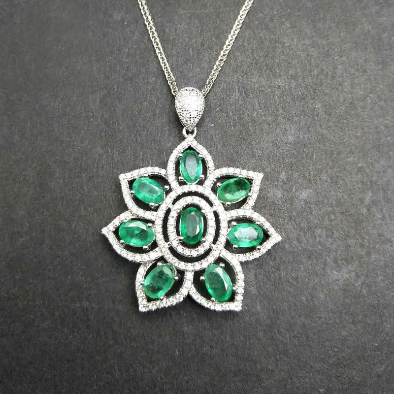 4ct Emerald Pendant