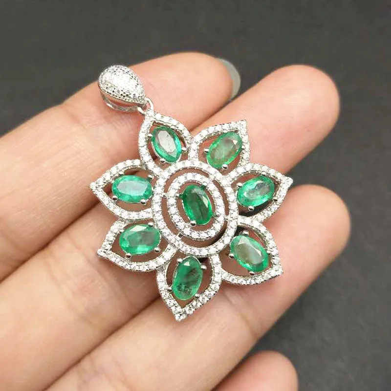 4ct Emerald Pendant