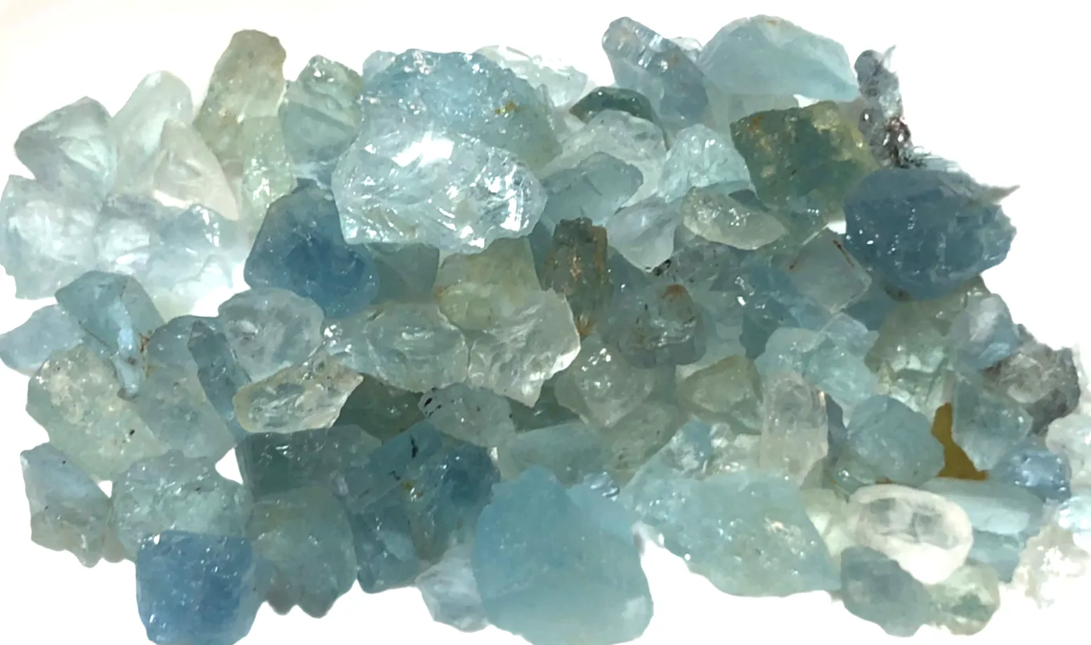 500 carat Raw Aquamarine Stones for Lapidary Artists