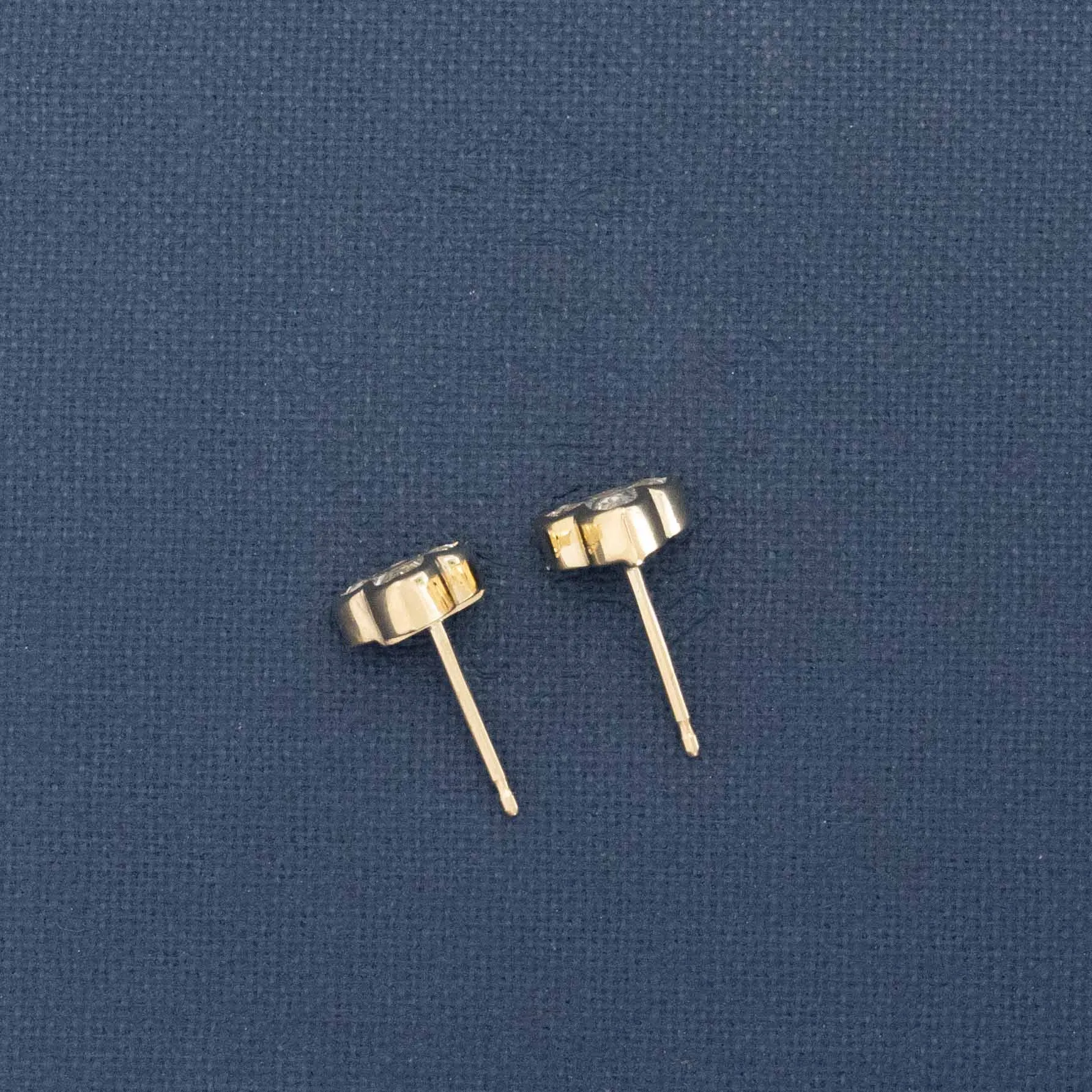.75ctw Diamond Trefoil Stud Earrings
