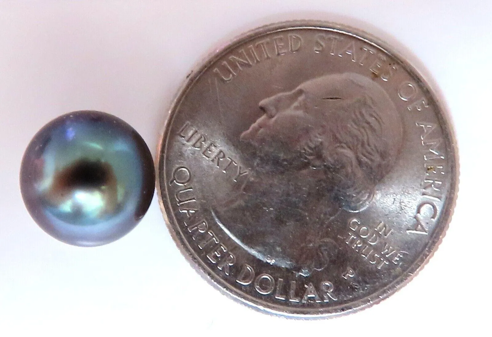 9.5mm Tahitian Pearl Stud Earrings 14kt