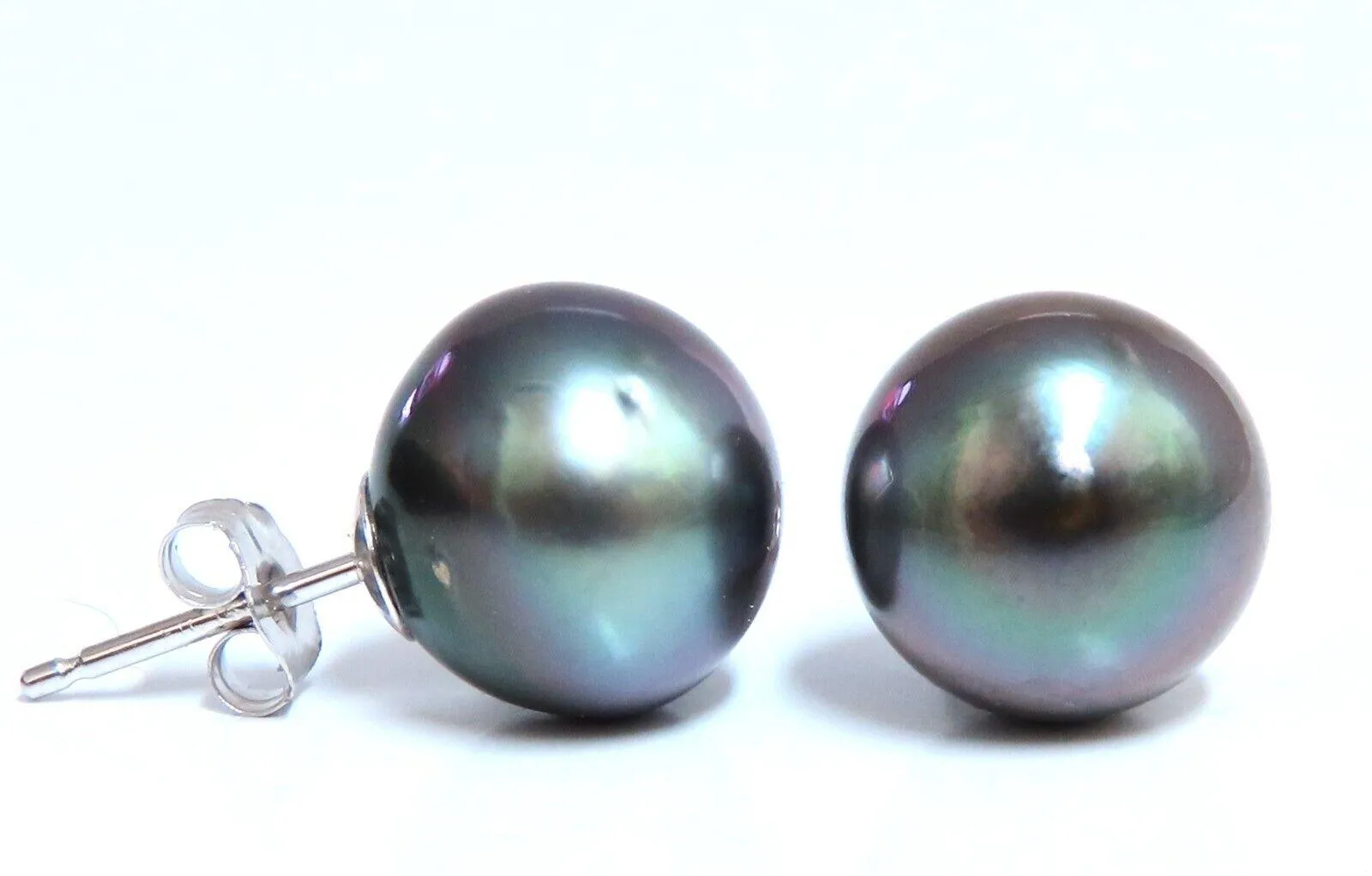 9.5mm Tahitian Pearl Stud Earrings 14kt