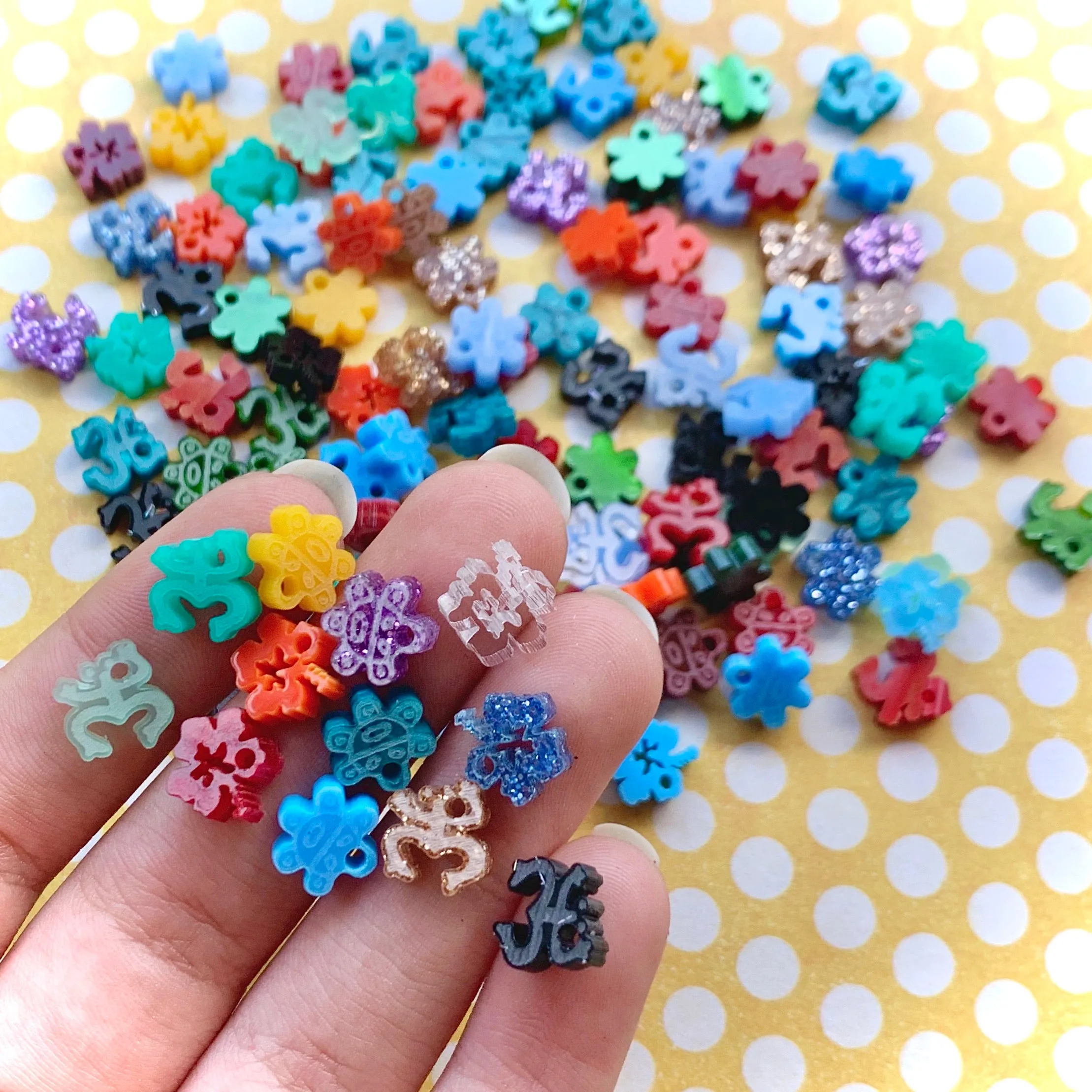 Amapola, Sol y Coqui Taíno / 50 Pieces, 10mm