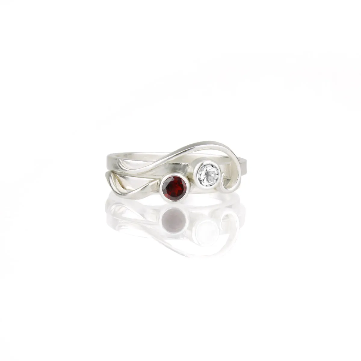 Arabesque Ring with White Sapphire