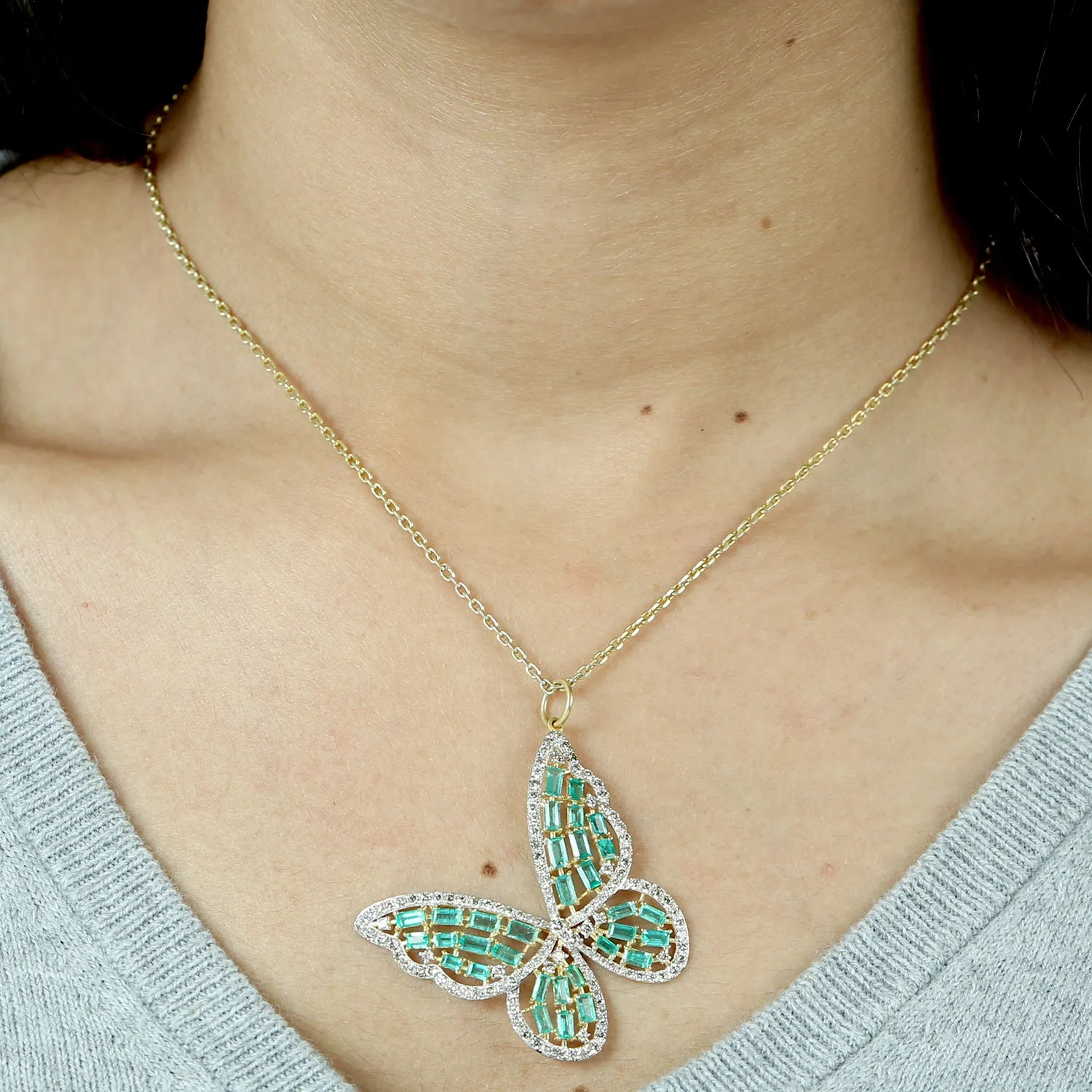Baguette Cut Emerald Pave Diamond Butterfly Pendant In 14k Yellow Gold For Gift