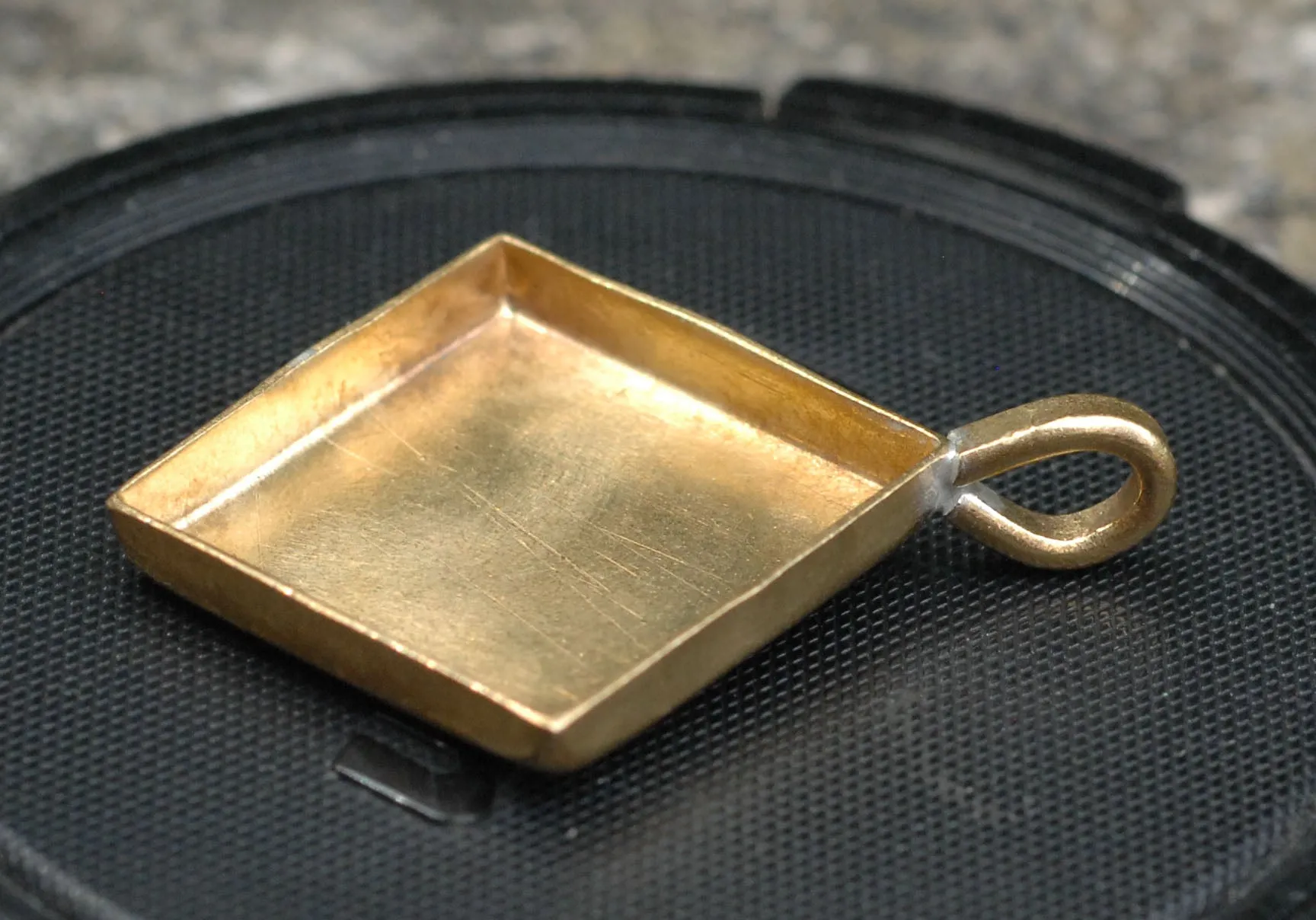 Bezel Cup Pendant for Resin Jewelry - Diamond Pendant 37mm by 29mm