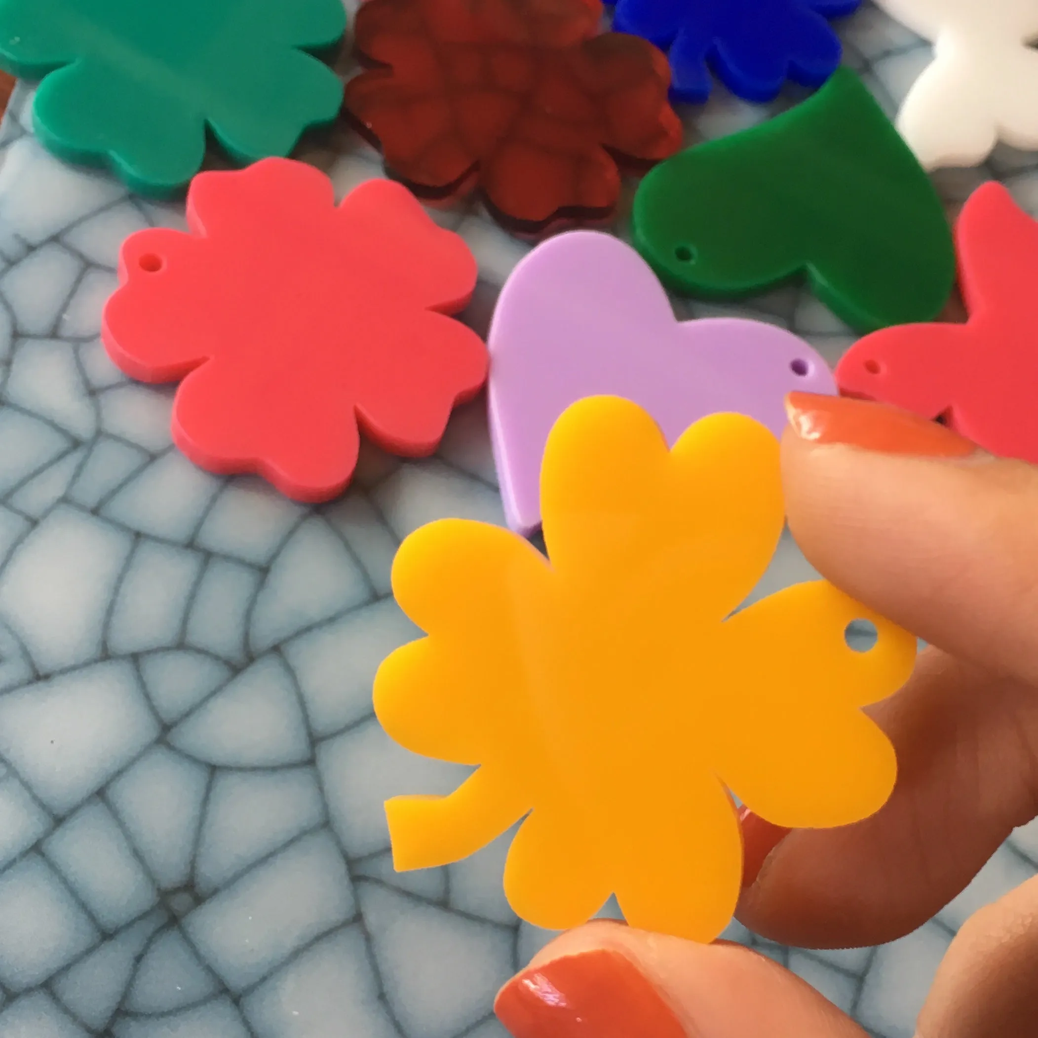 Big Hearts, Flowers, Clovers & Butterflies / 10 Pieces, 40mm