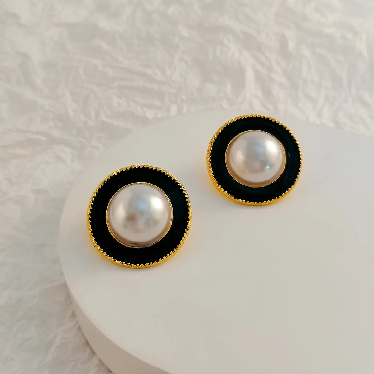 Black Enamel & Pearl Round Stud Earrings