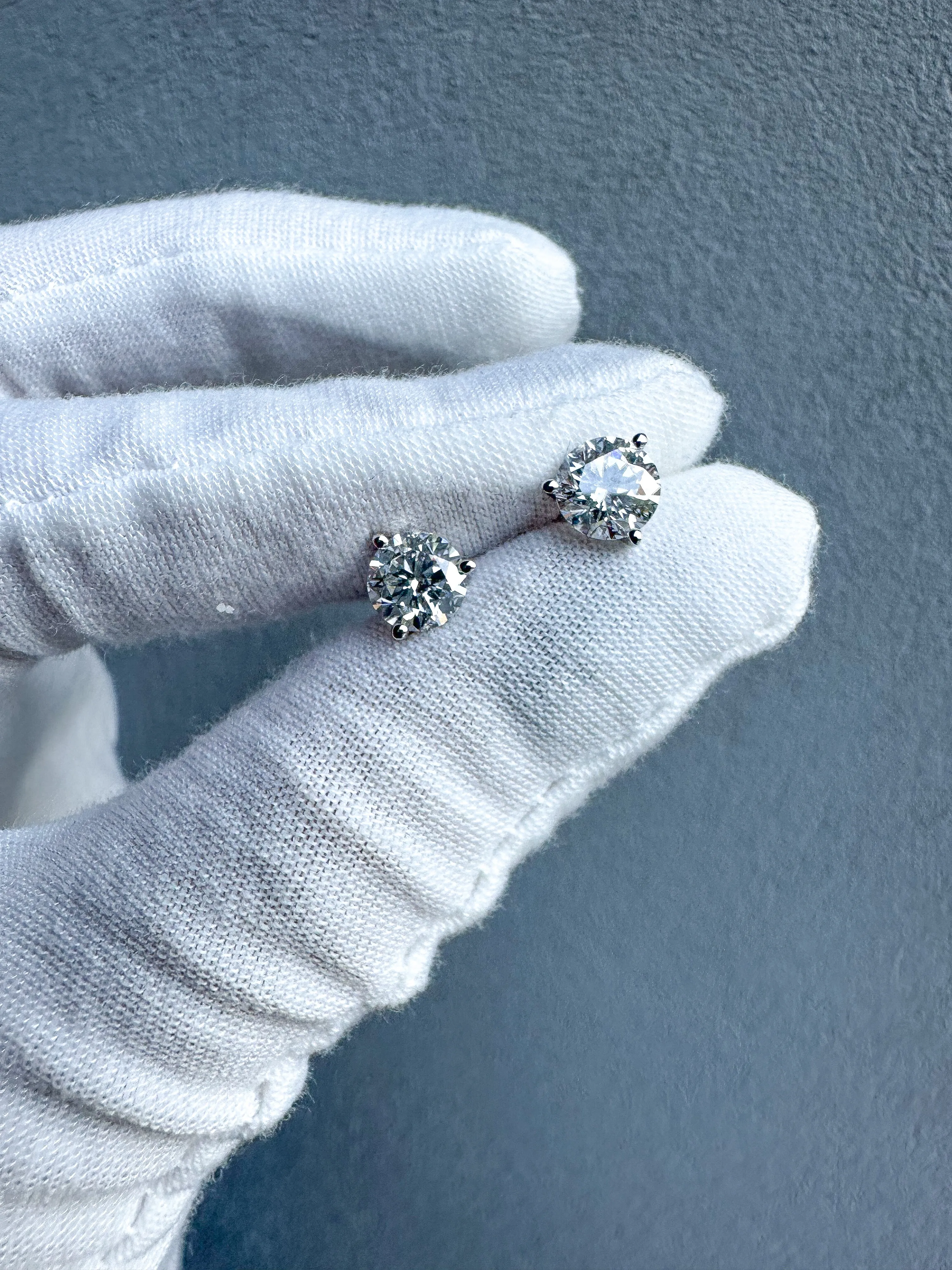 Brilliant Cut 2ct Diamond Studs