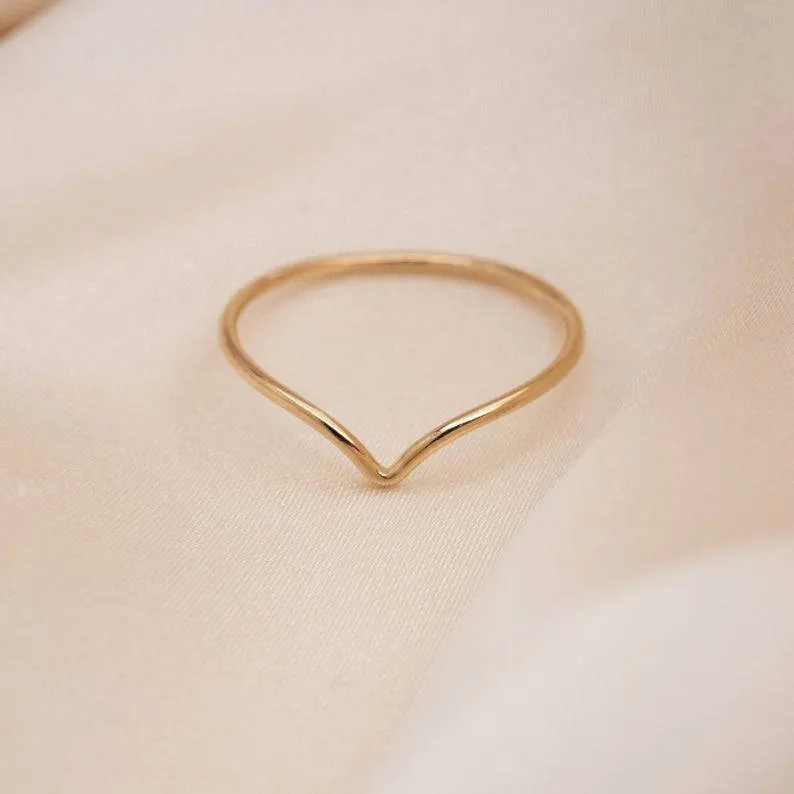 CHEVRON RING