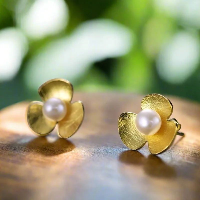 Clover Flower with Natural Pearl Stud Earrings