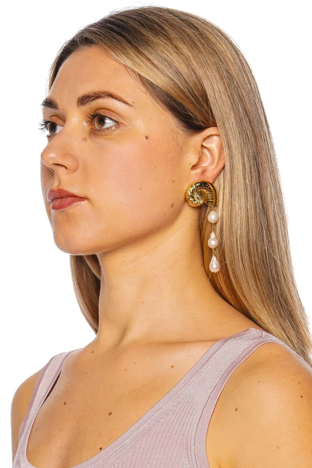 Concha Gold Shell Drop Earrings