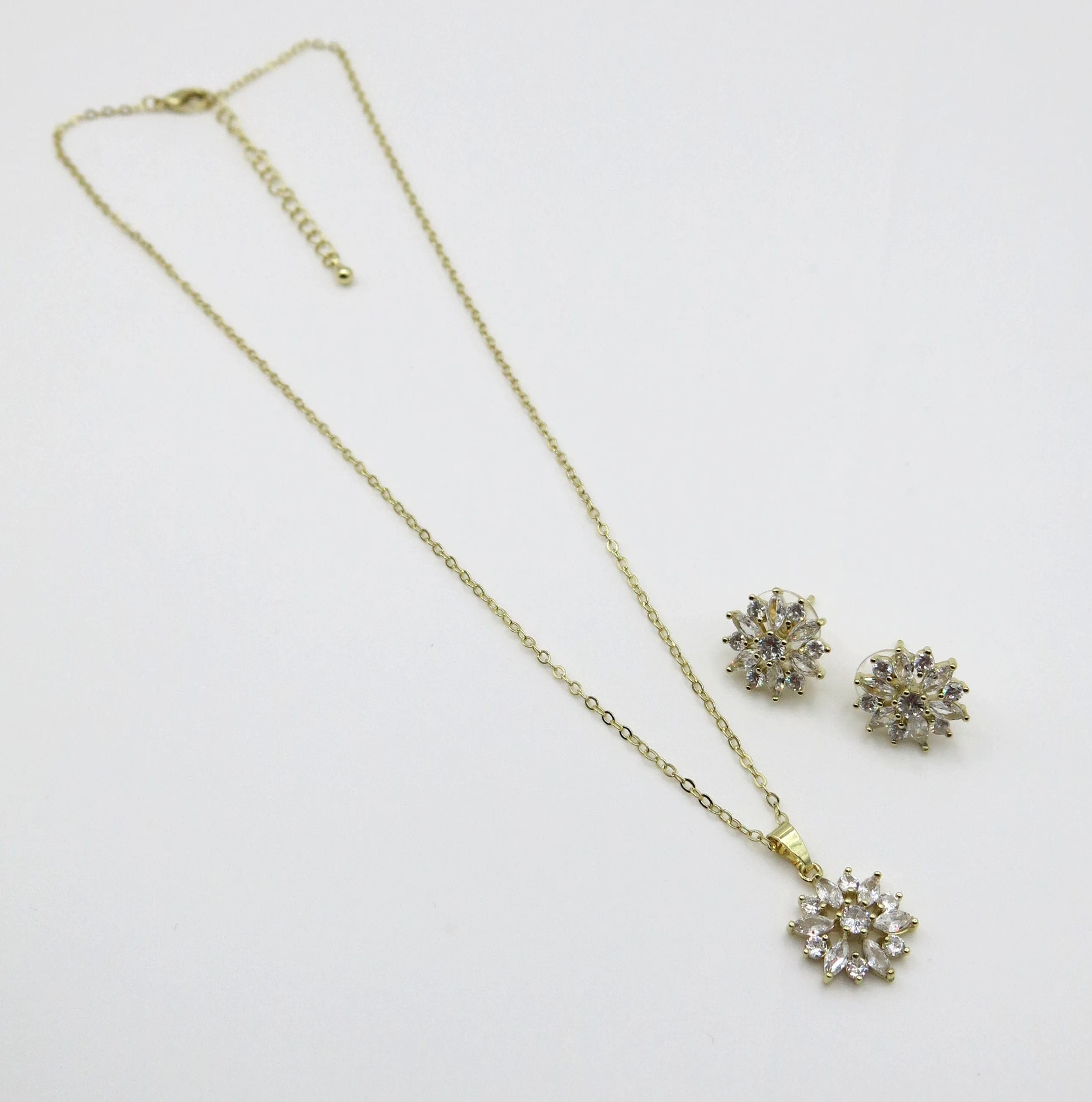Crystal Flower Necklace and Earrings 3 PC Jewelry Set, Minimalist Floral Gold Chain Necklace and Ear Studs, Bridesmaid Crystal Jewelry