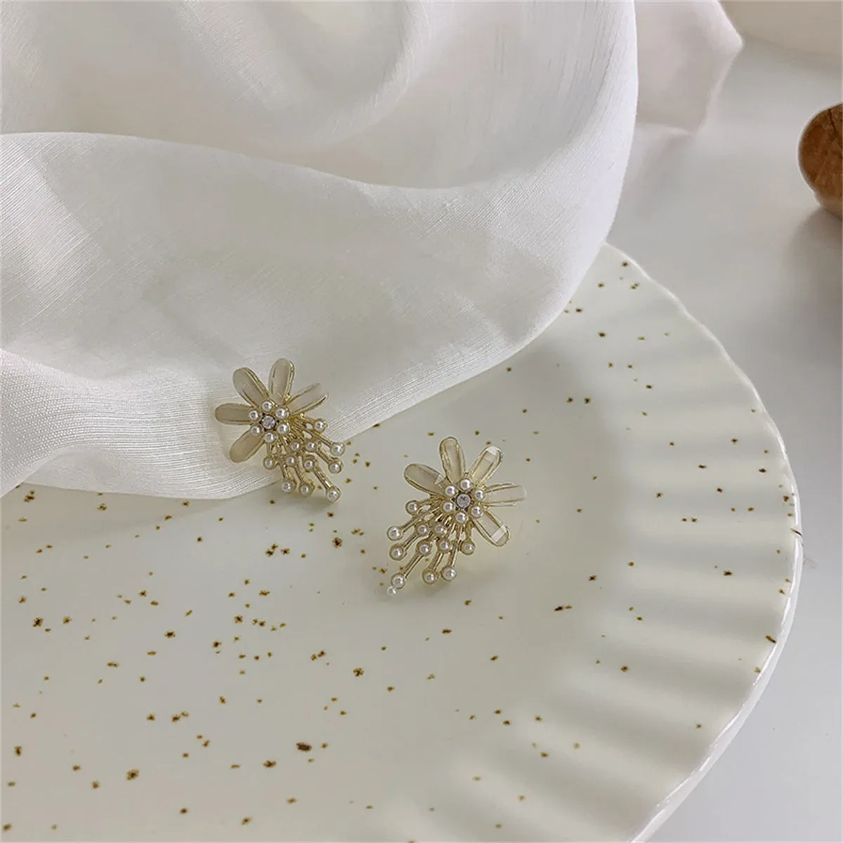 Cubic Zirconia & Pearl Flower Stud Earrings