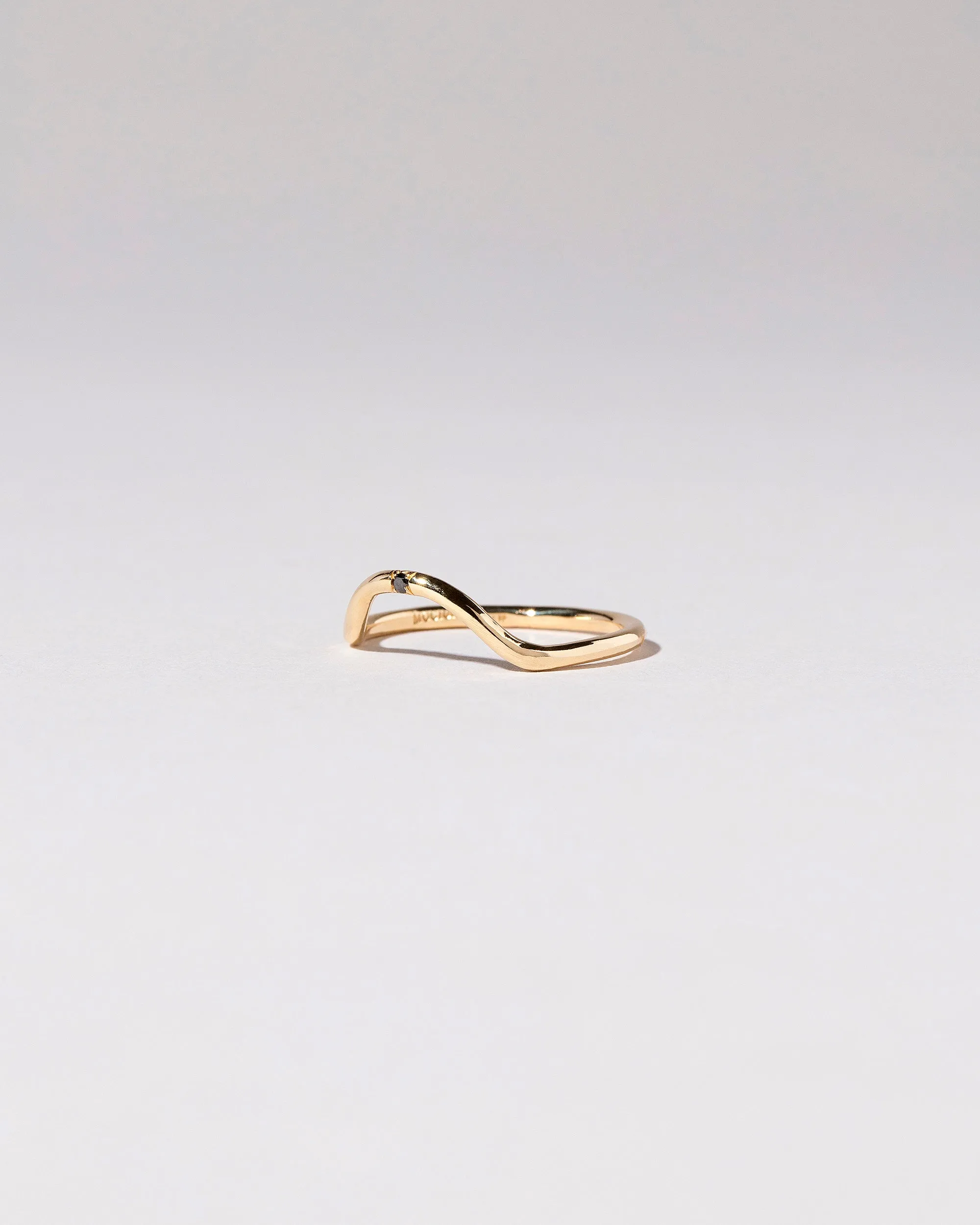 Curve Band in Single Stone 14k Yellow Gold with Black Diamond - sz8 x Vault
