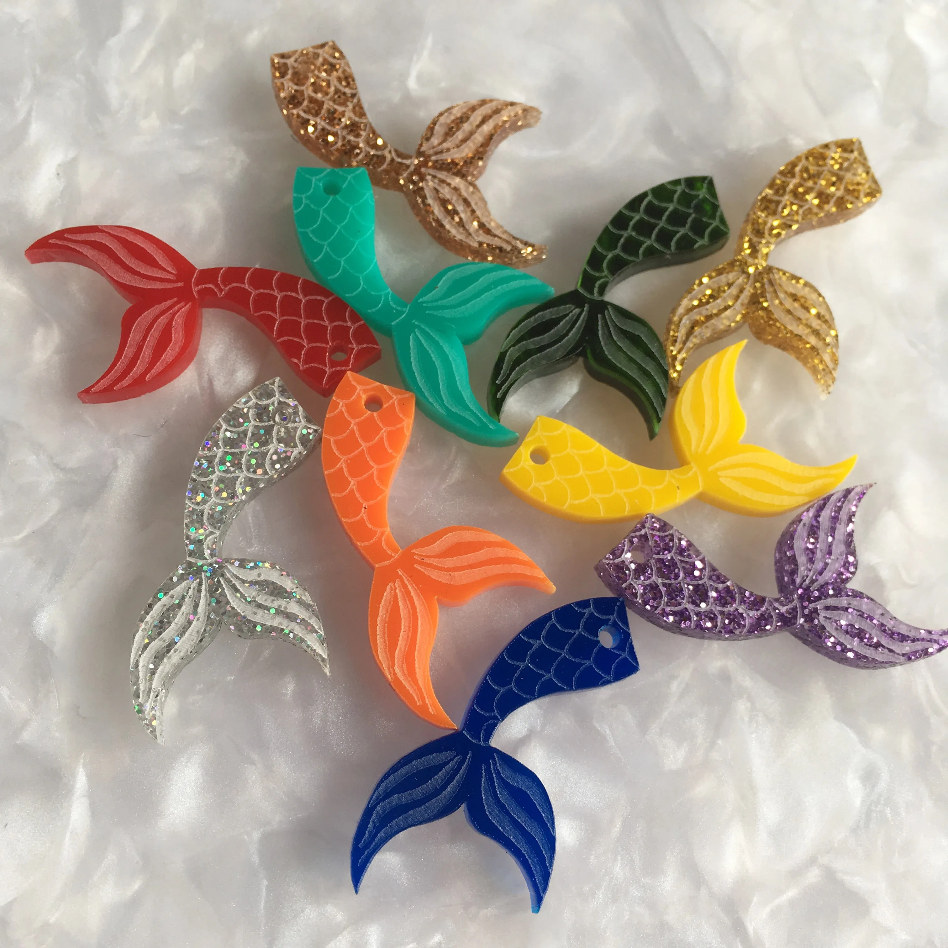 Cute Mermaid Tail - Summer Vibes / 10 Pieces, 25mm