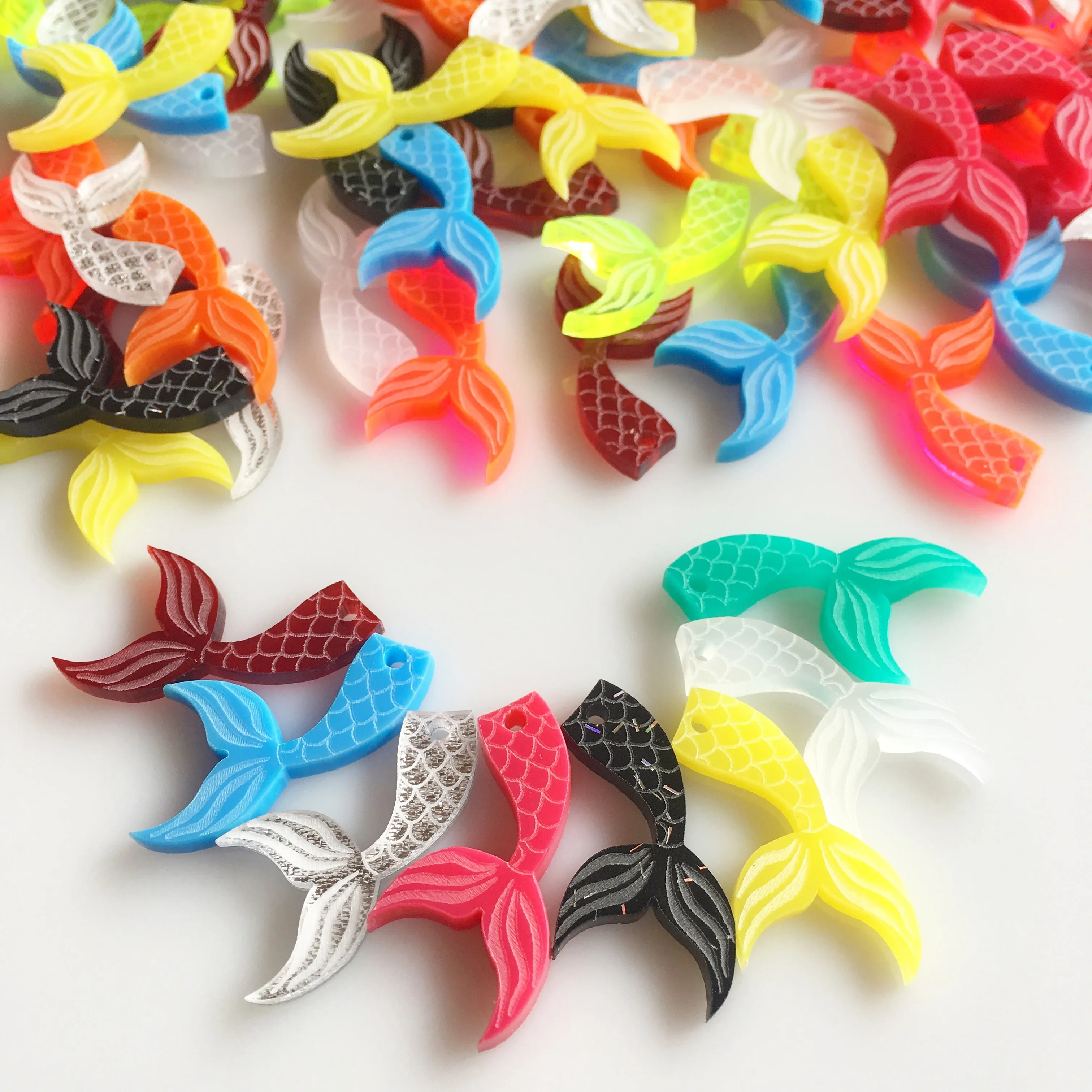 Cute Mermaid Tail - Summer Vibes / 10 Pieces, 25mm