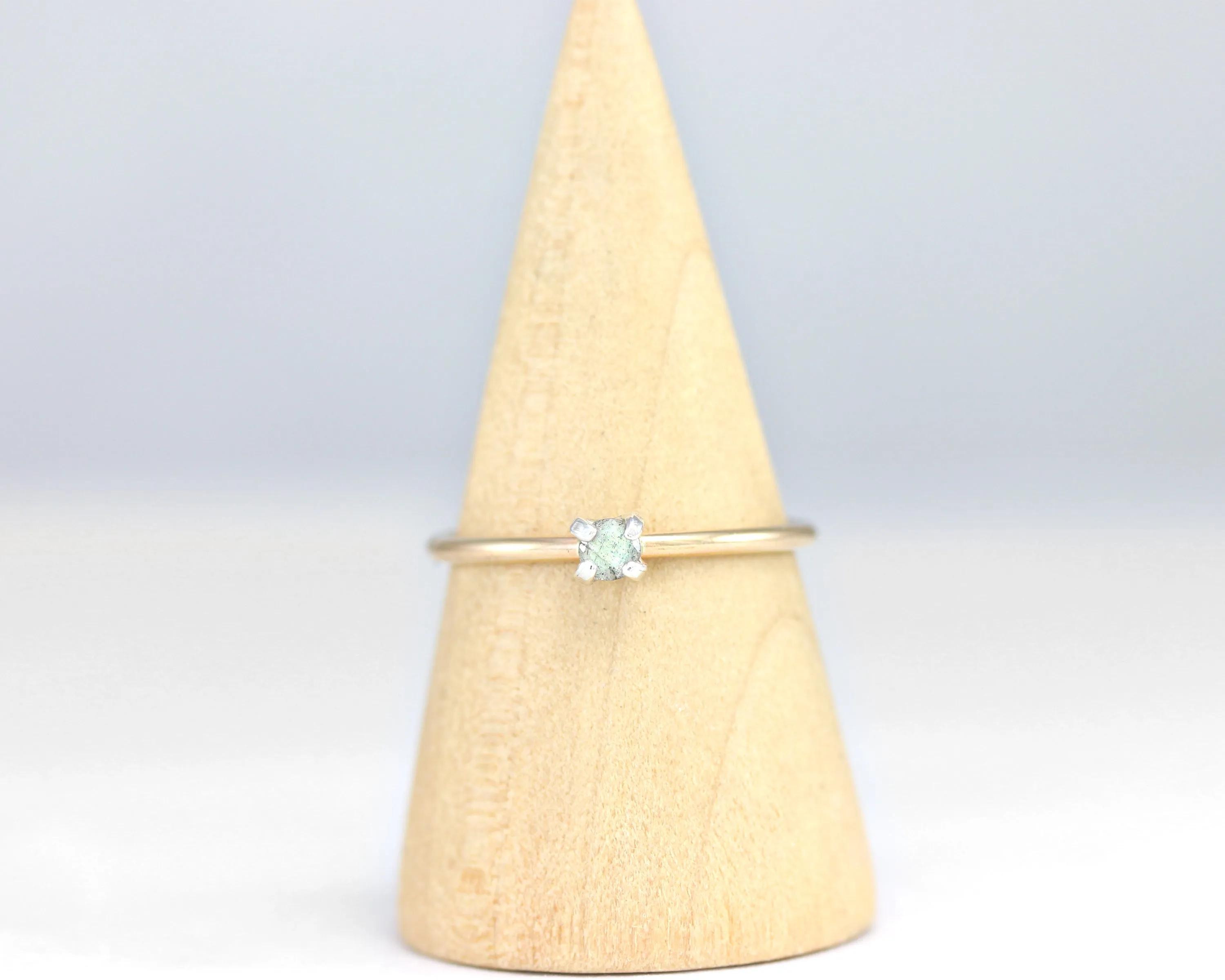 Dainty Labradorite Ring