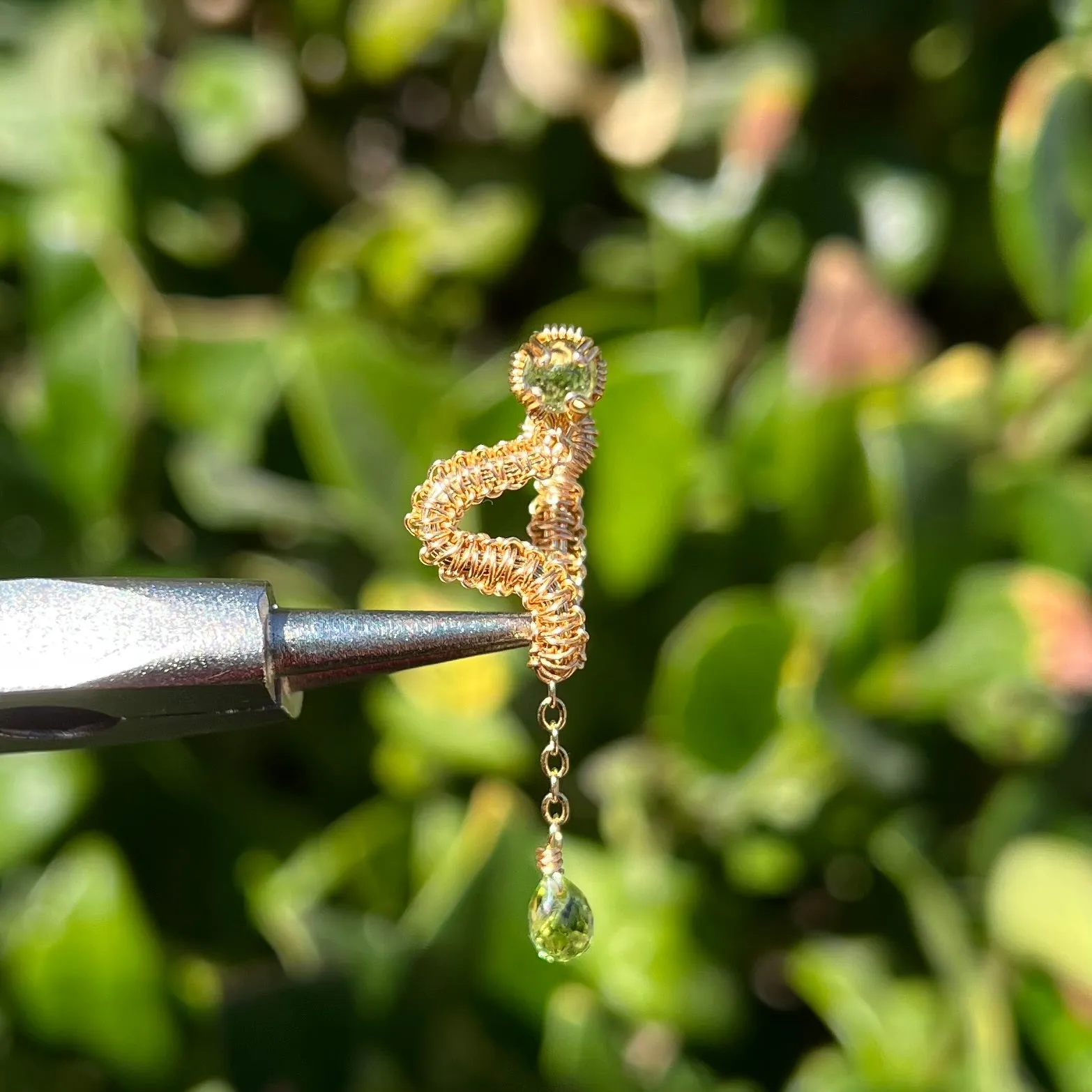 Dangly Vipera Pierceless Nose Cuff in Peridot 𓆙 Ready to Ship 𓆙