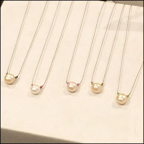 Delicate Pearl Drop Necklace