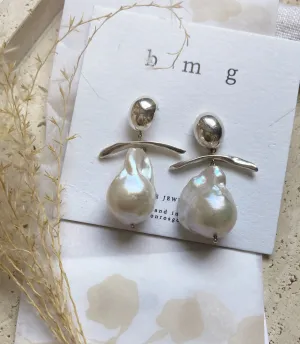 Delphine pearl earrings