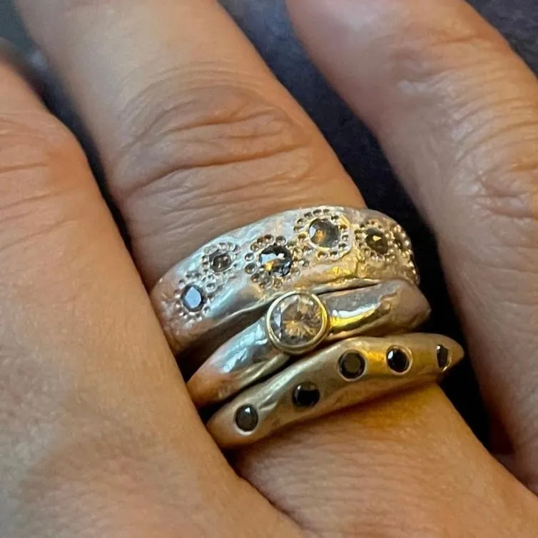 Devotion Ring in Silver with White Diamond