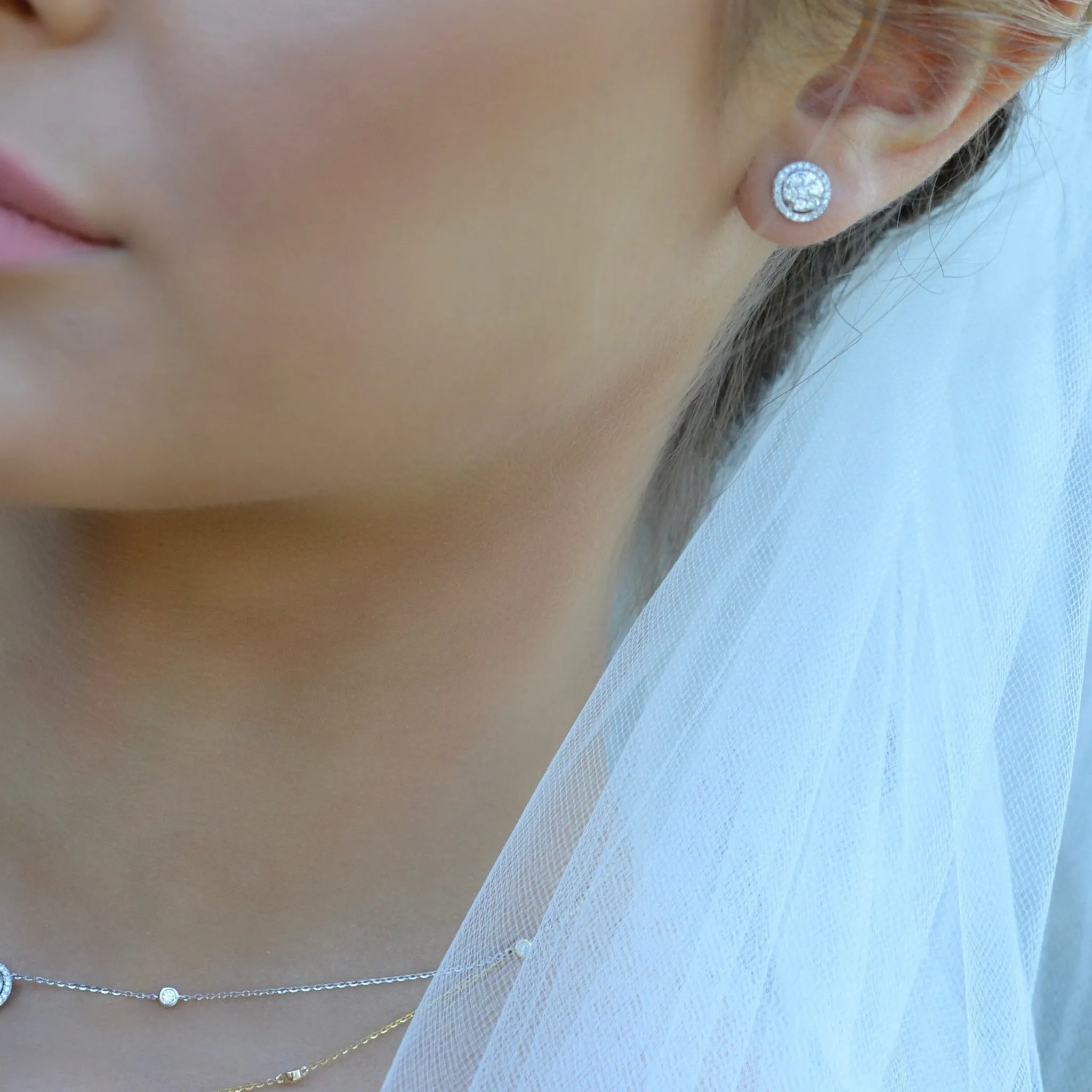 Diamond Halo Cluster Stud