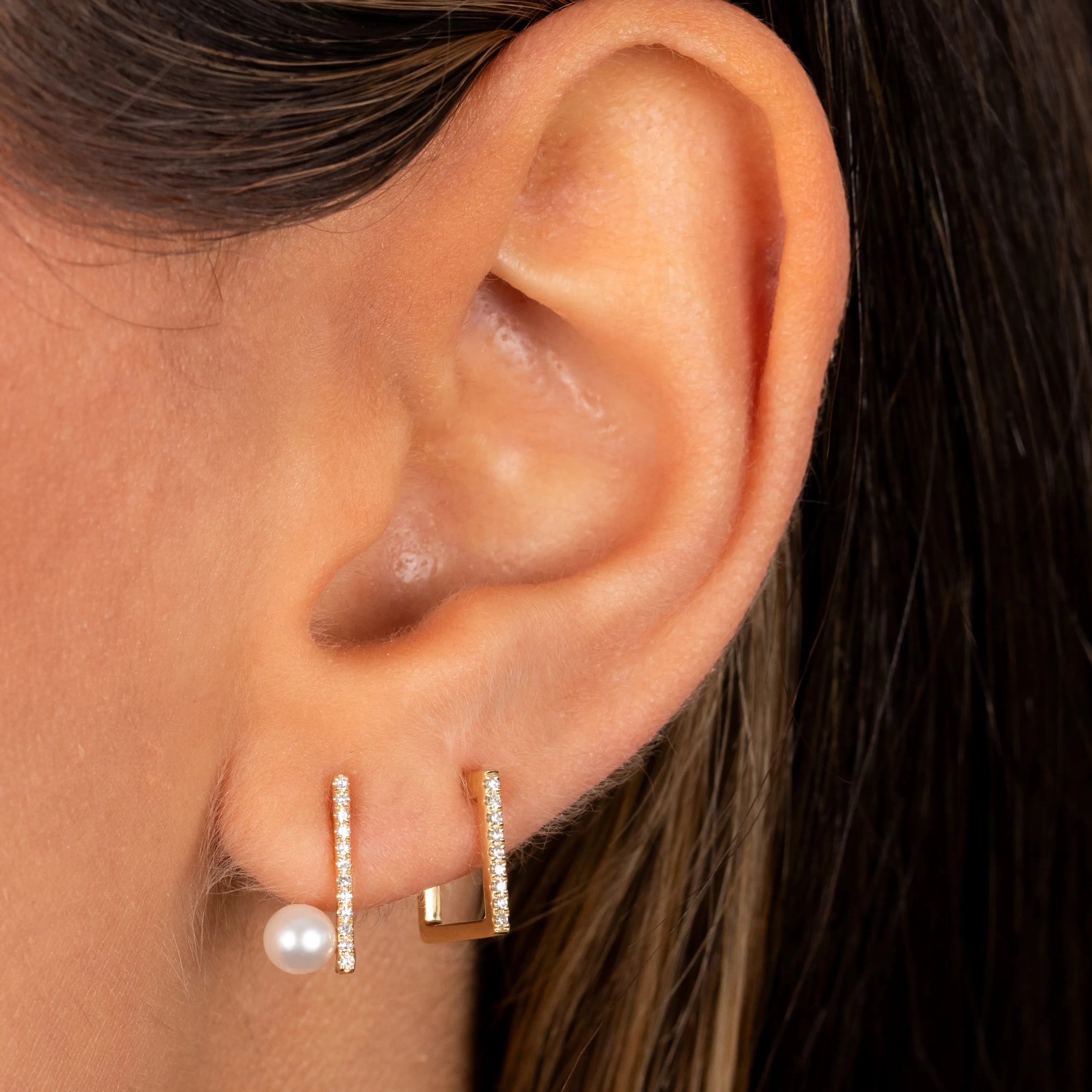 Diamond Pave & Pearl Stud Earring 14K