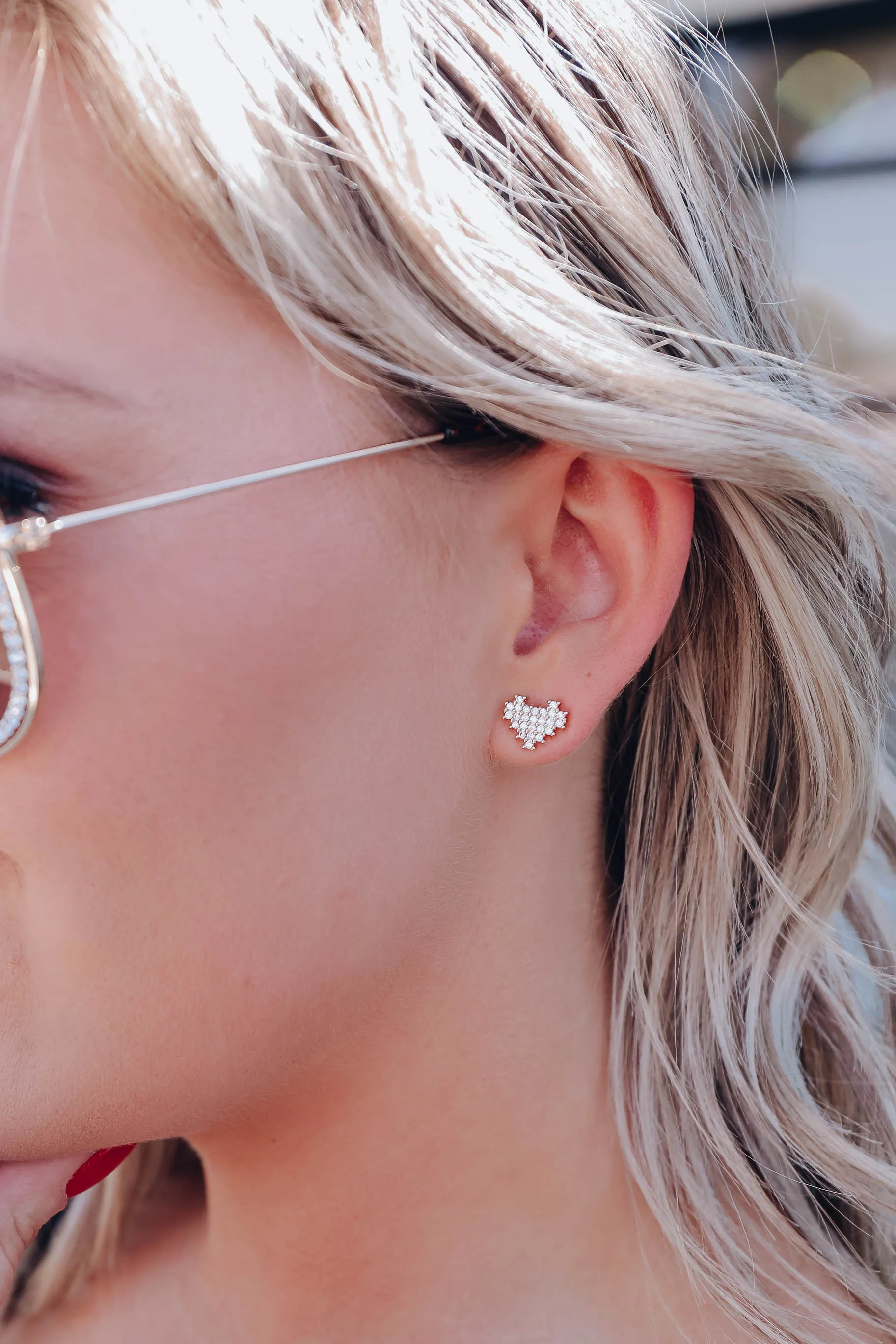Dione Stud Earrings - Gold