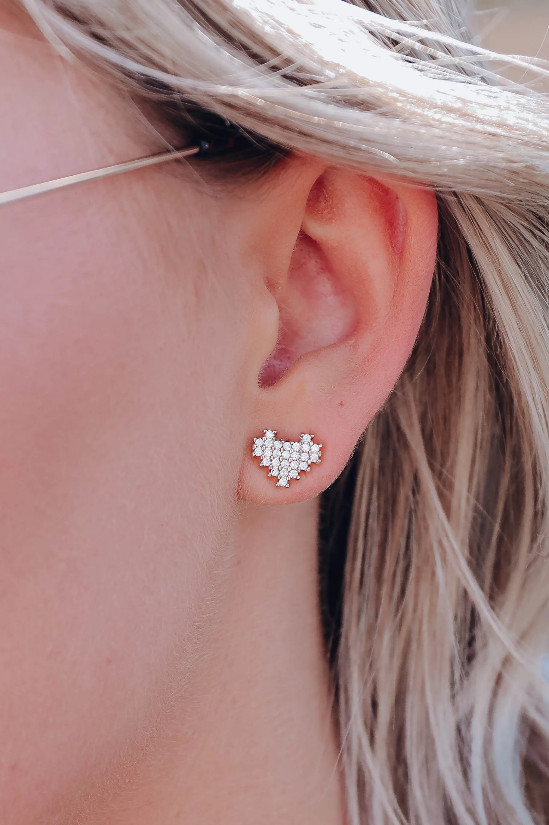 Dione Stud Earrings - Gold