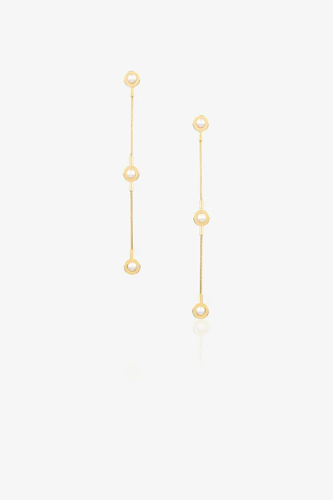 Drop Pearl Earring