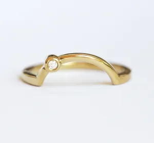 Eclipse Moissanite Curved Band