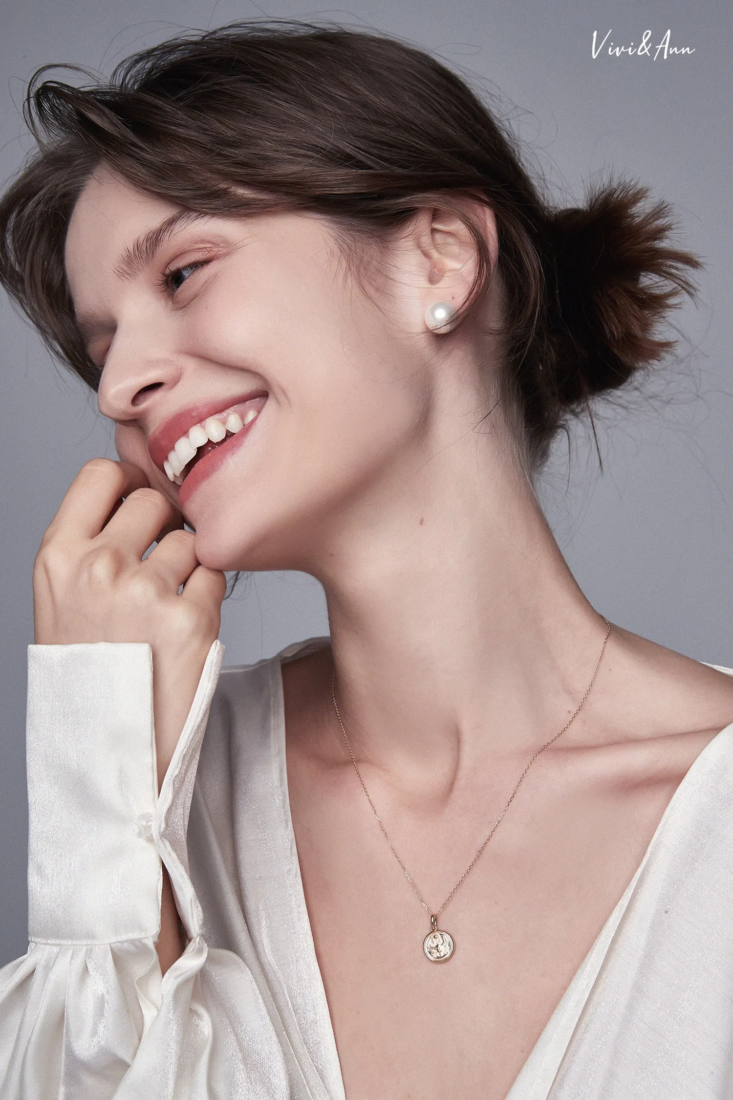 Extra Large Shell Pearl Stud Earrings