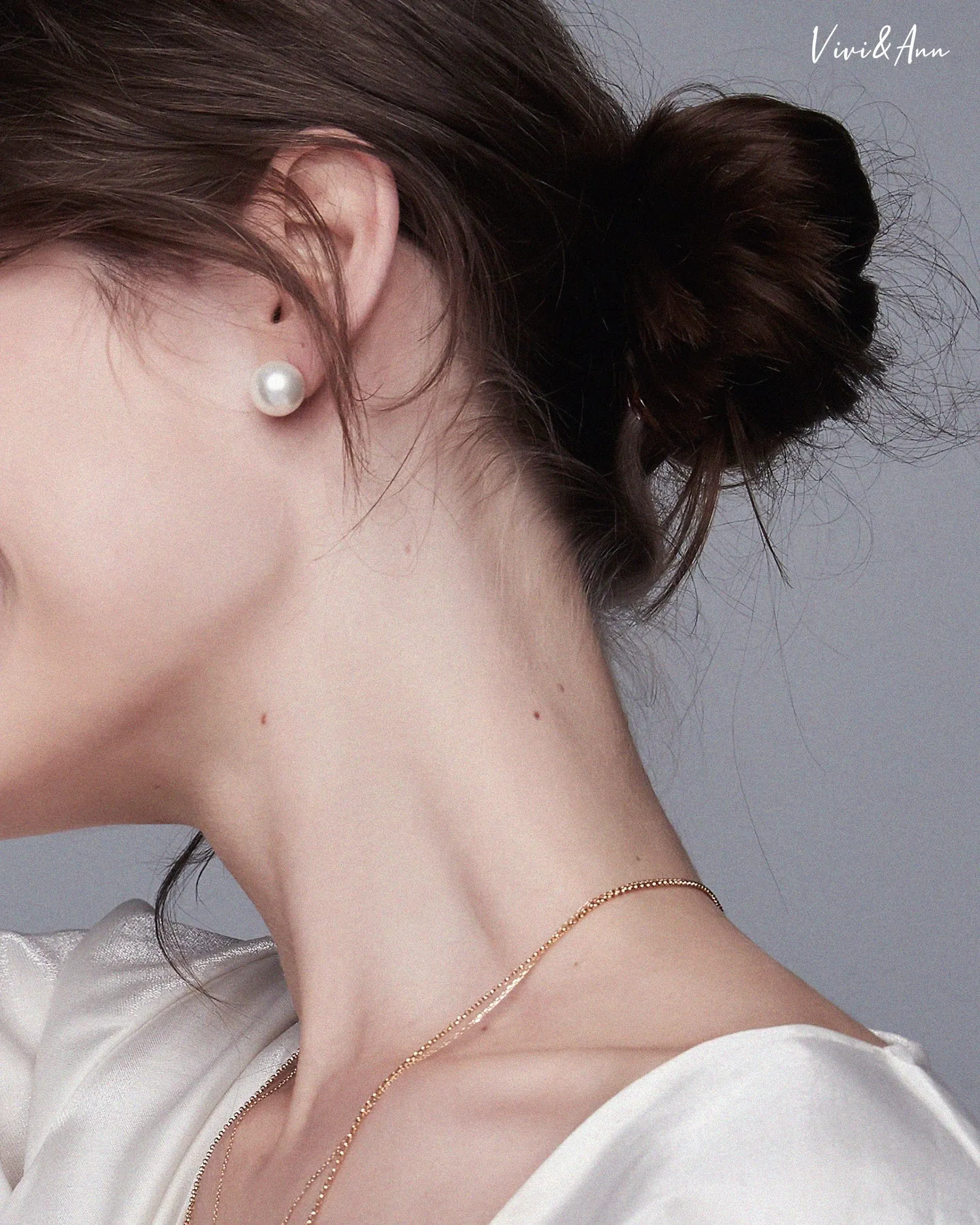 Extra Large Shell Pearl Stud Earrings