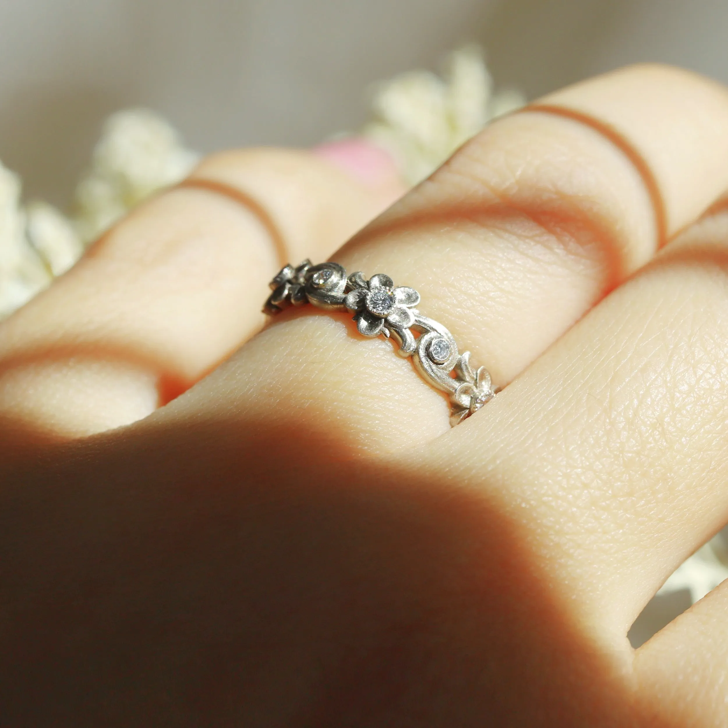 Forget Me Not Diamond Flower Ring Size 7.25