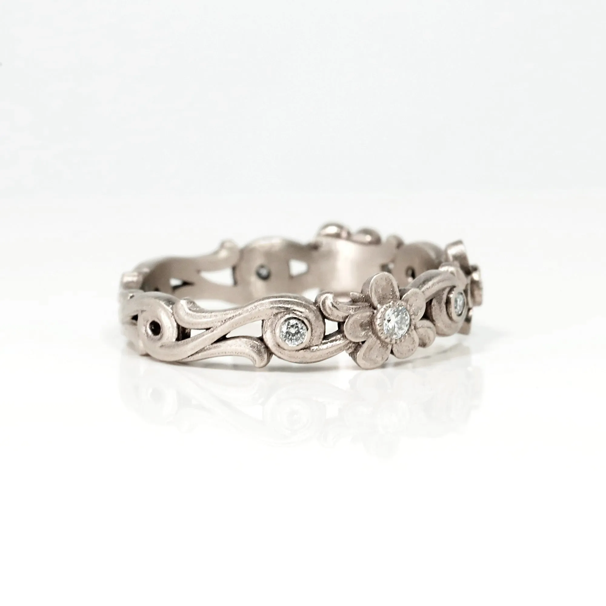Forget Me Not Diamond Flower Ring Size 7.25