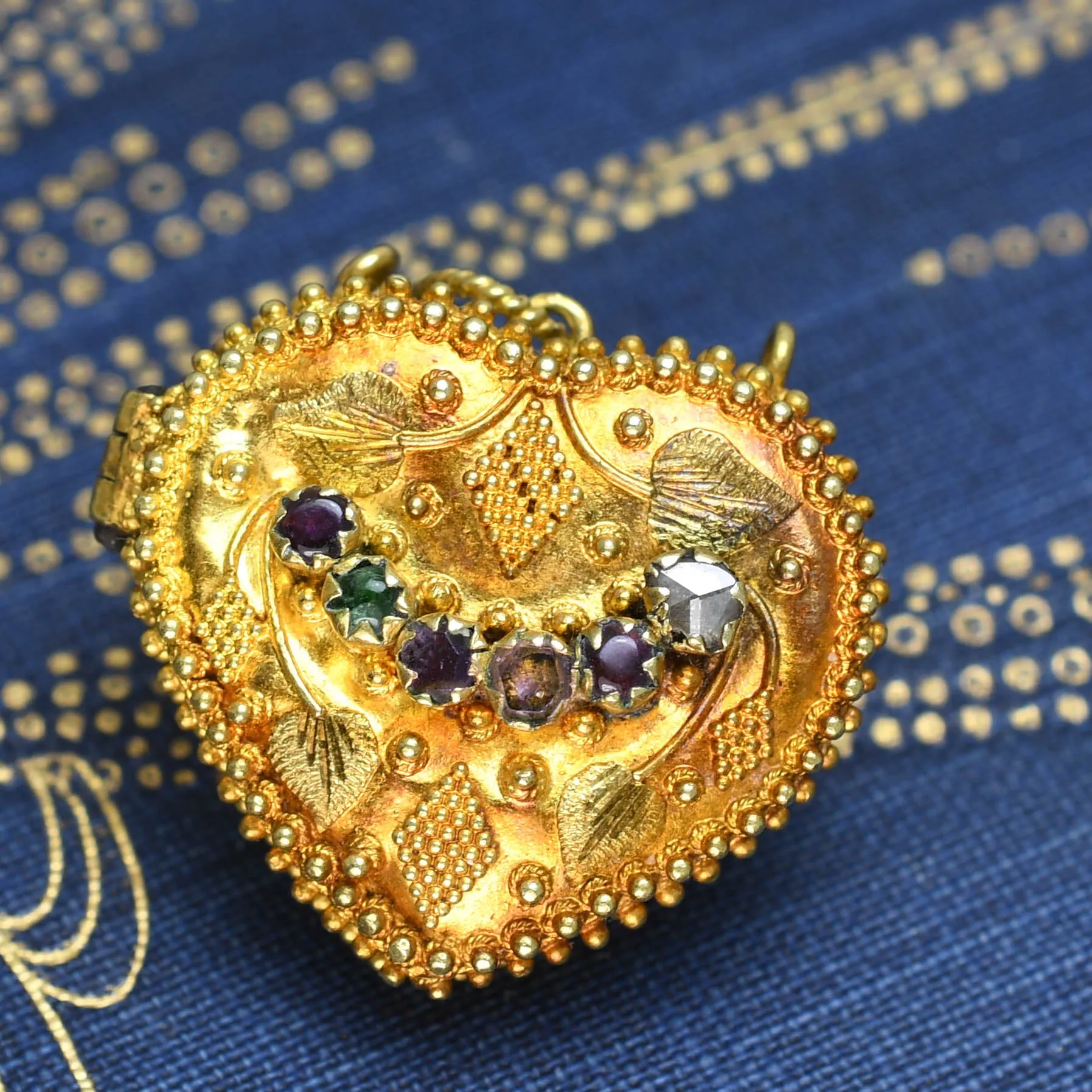 Georgian Regency Acrostic REGARD Heart Locket