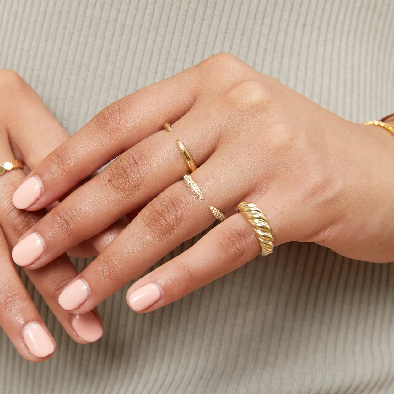 Gold Claw Ring