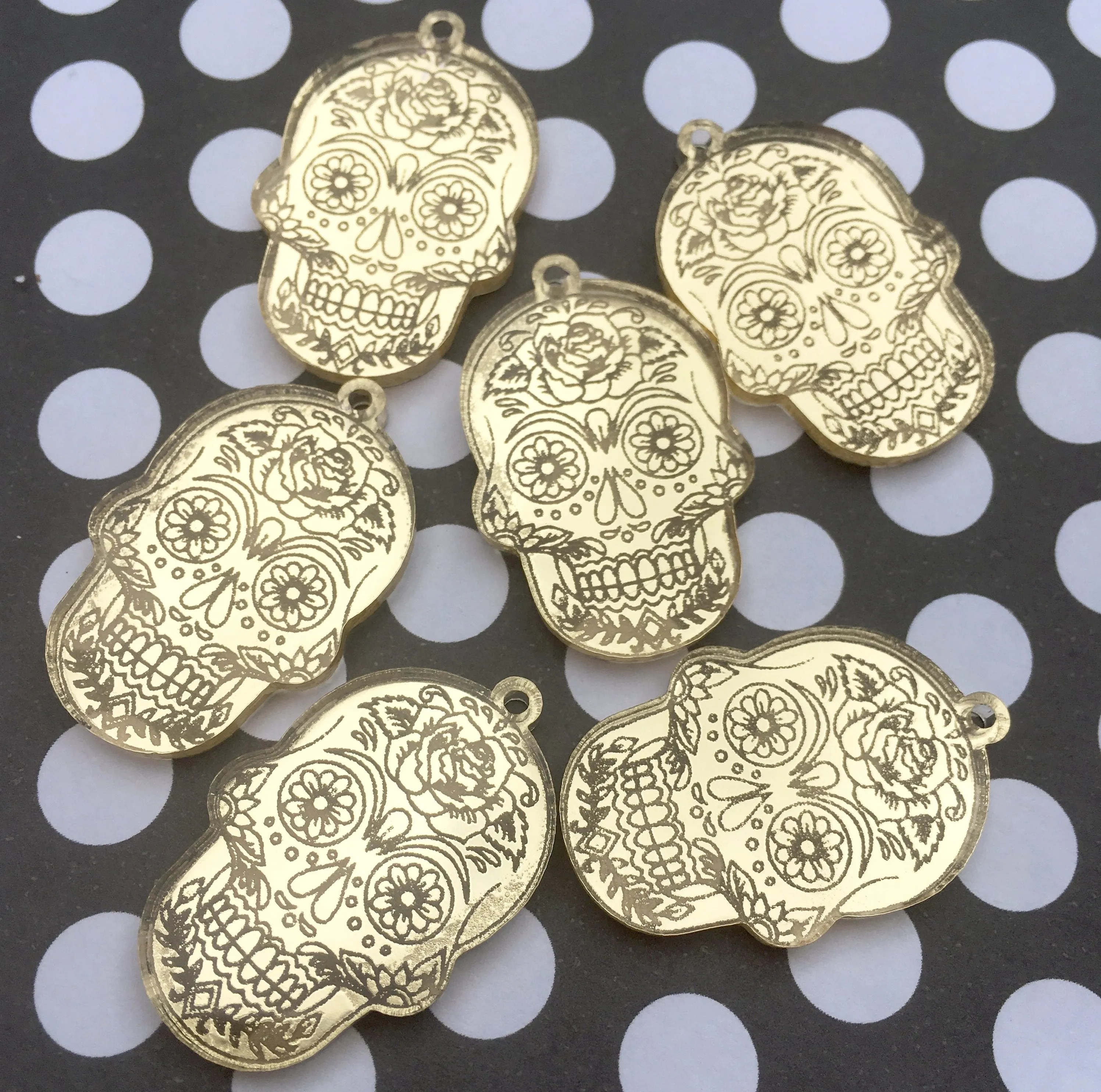 Gold Mexican Skulls / Day of the dead / Sugar Skulls / 12 Pieces, 30mm