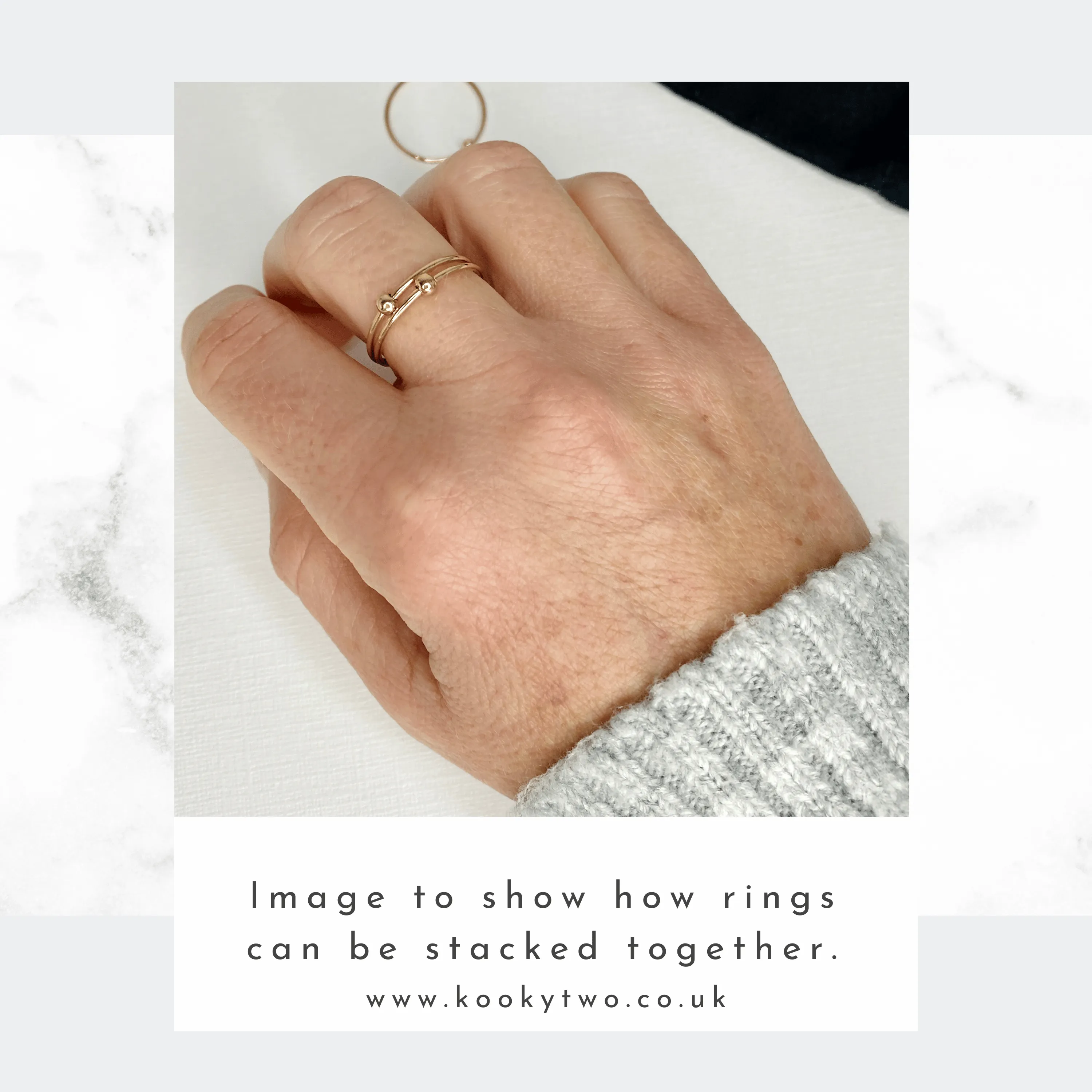 Gold Spinner Bead Ring: A Stylish Solution for Anxiety and Stress Relief